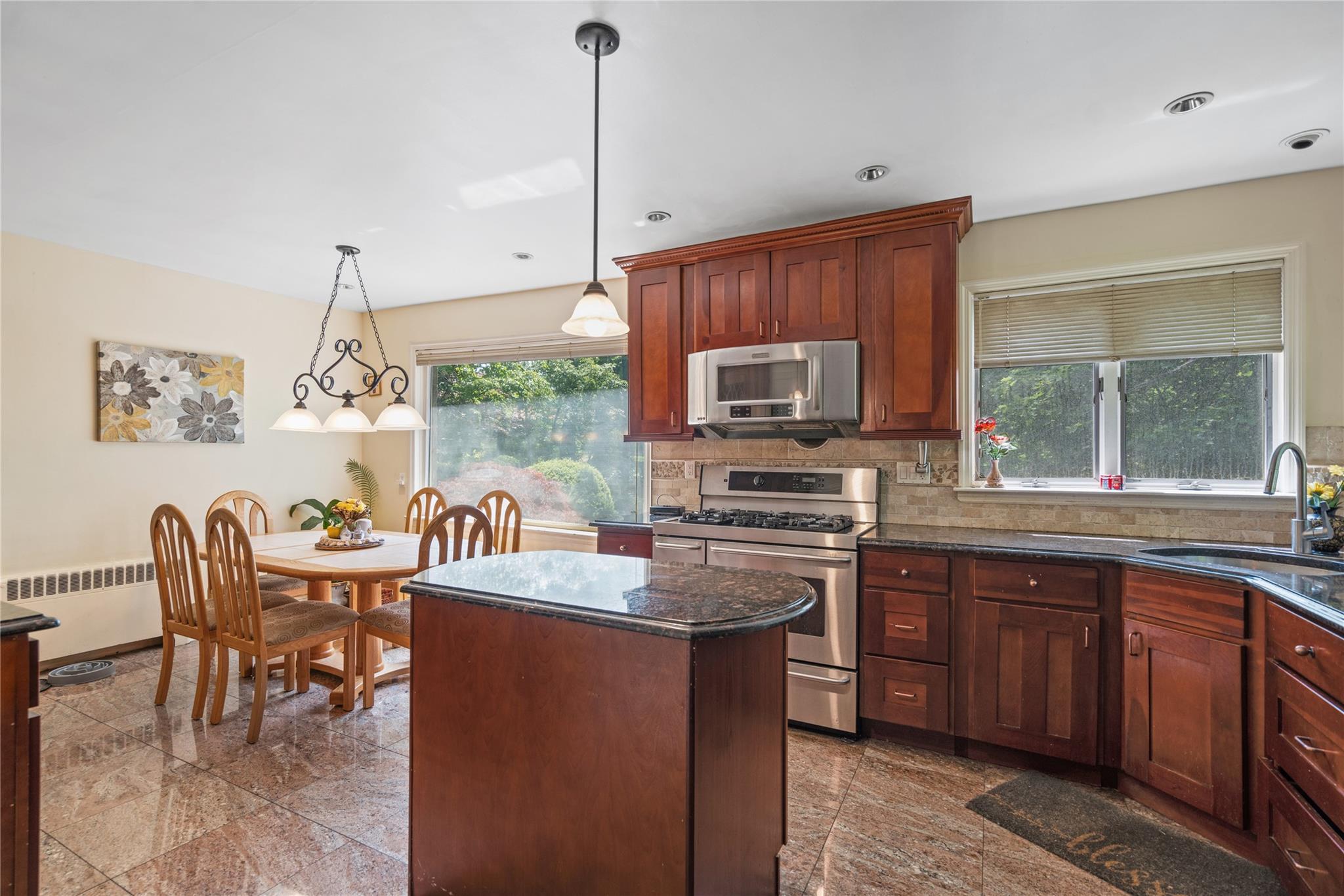 #14 photo, 49 The Birches, ナッソー郡 Roslyn Estates , NY 11576