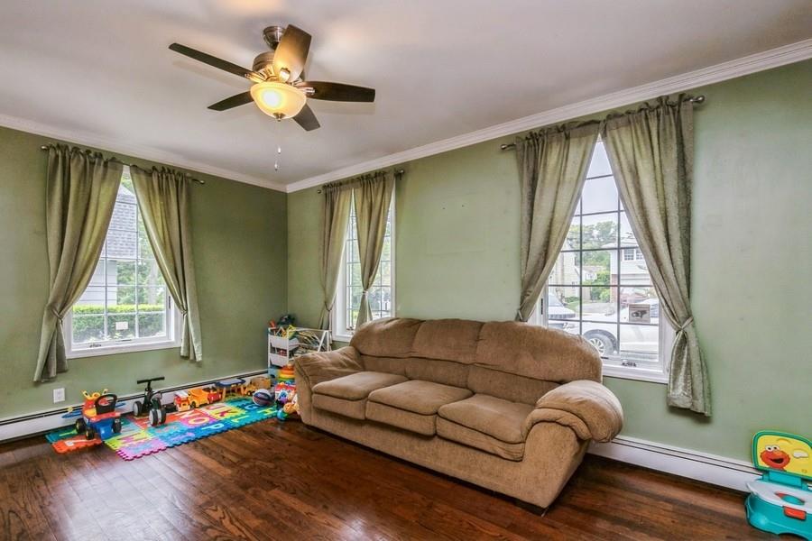 #8 photo, 30 Horton Drive, サフォーク郡 Huntington Station , NY 11746