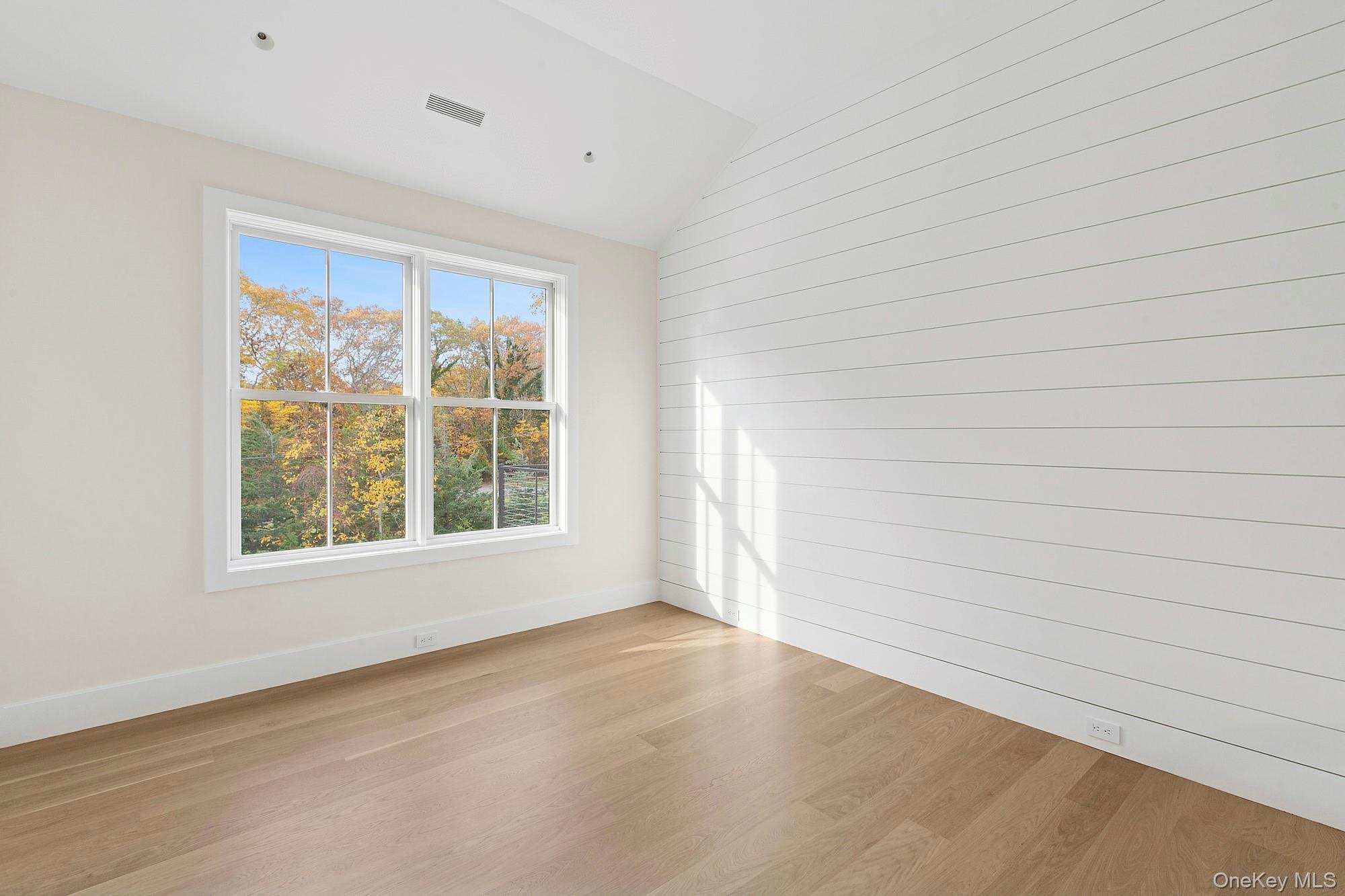 #20 photo, 25 Liberty Street, Westhampton Beach , NY 11978