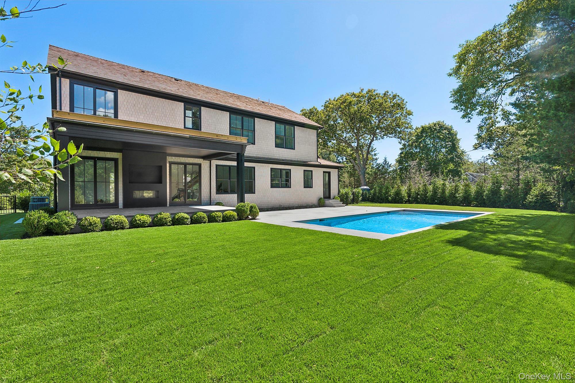 #4 photo, 25 Liberty Street, サフォーク郡 Westhampton Beach , NY 11978