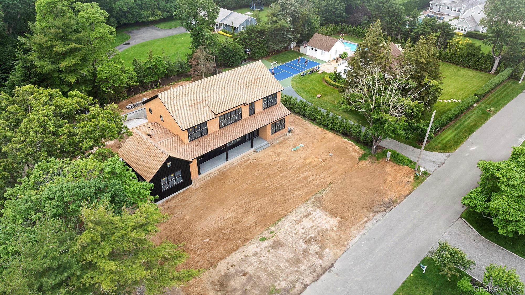 #8 photo, 25 Liberty Street, サフォーク郡 Westhampton Beach , NY 11978