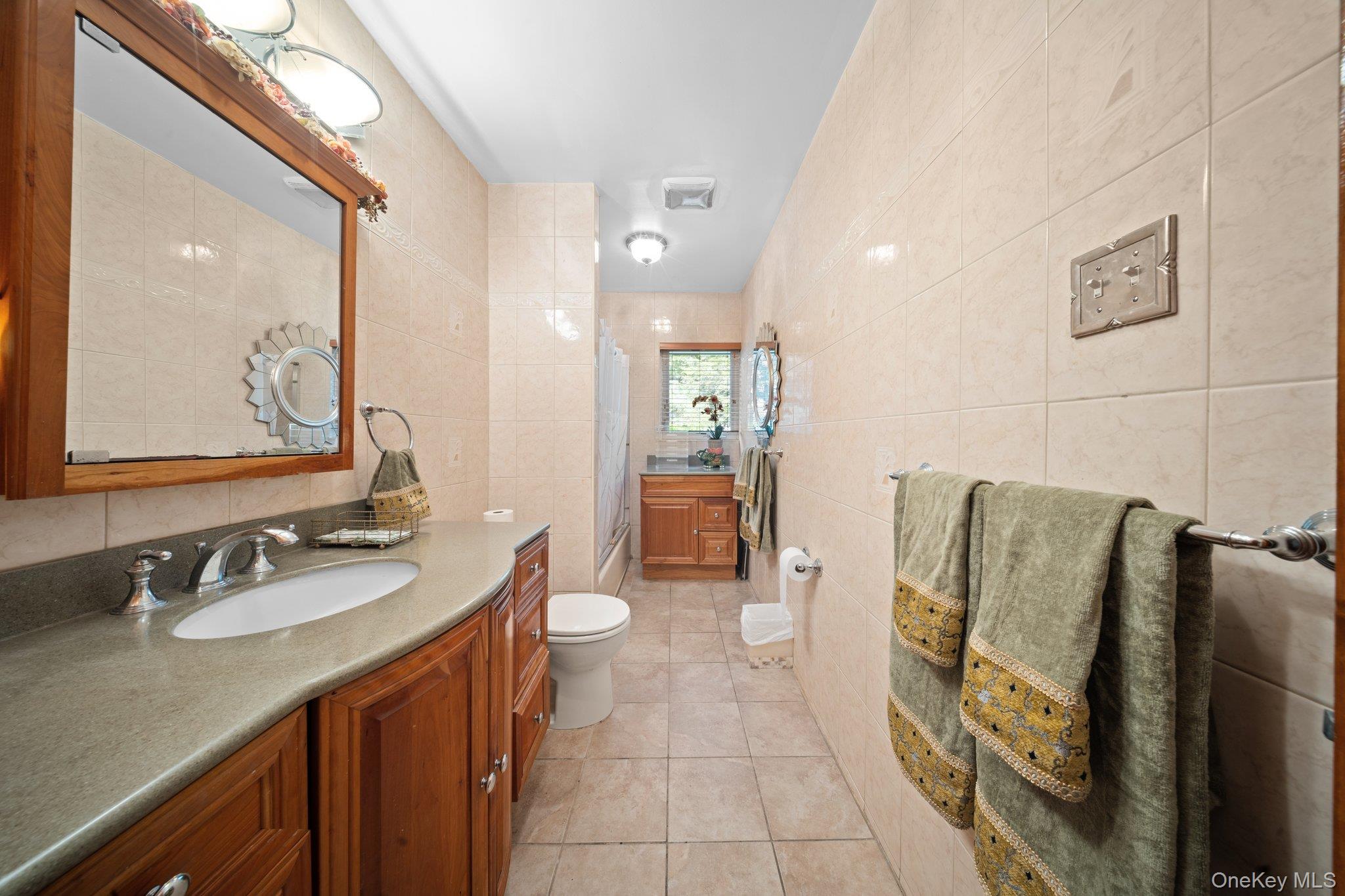 #16 photo, 2816 215th Place, クイーンズ区 Bayside , NY 11360