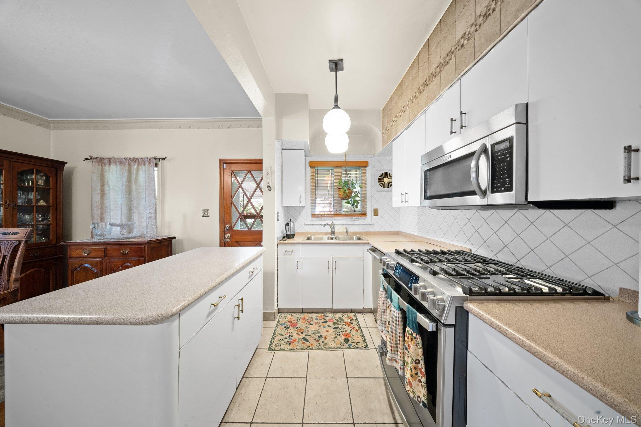 #6 photo, 2816 215th Place, クイーンズ区 Bayside , NY 11360