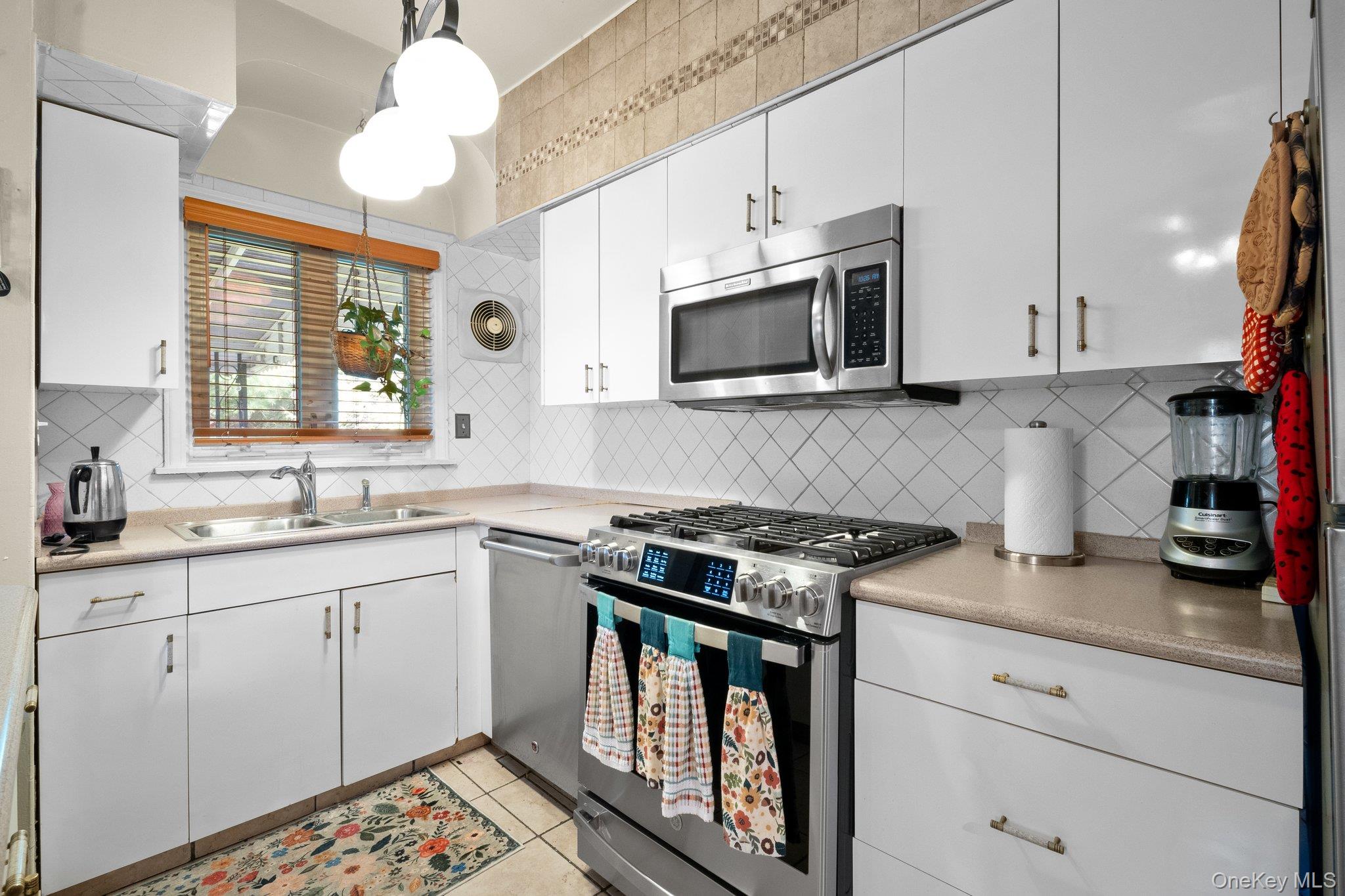 #8 photo, 2816 215th Place, クイーンズ区 Bayside , NY 11360