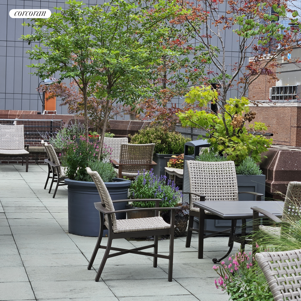 #16 photo, 205 W 57TH Street, マンハッタン Central Park South , NY 10019