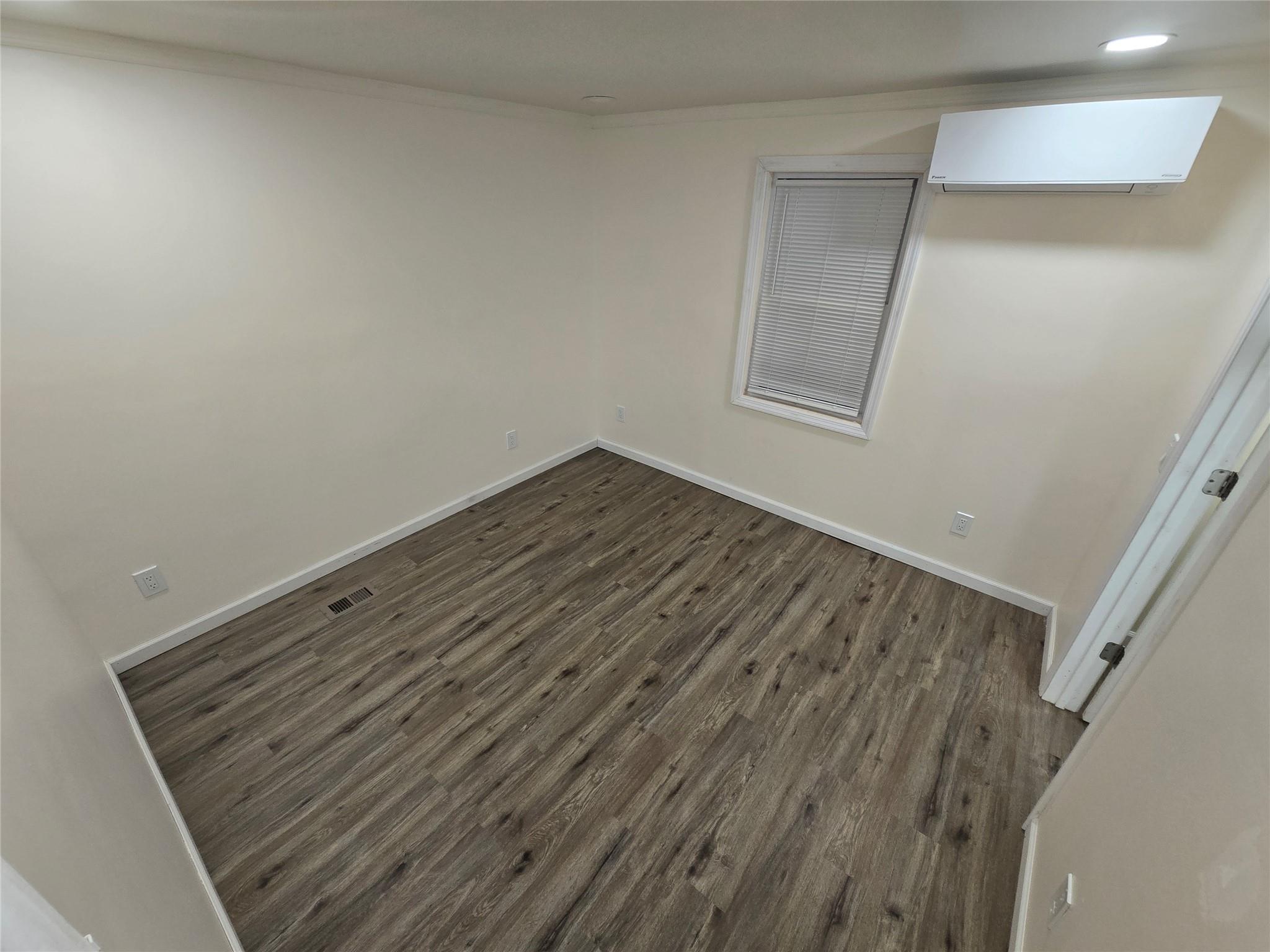 #9 photo, 58 Periwinkle Drive, Bohemia , NY 11716