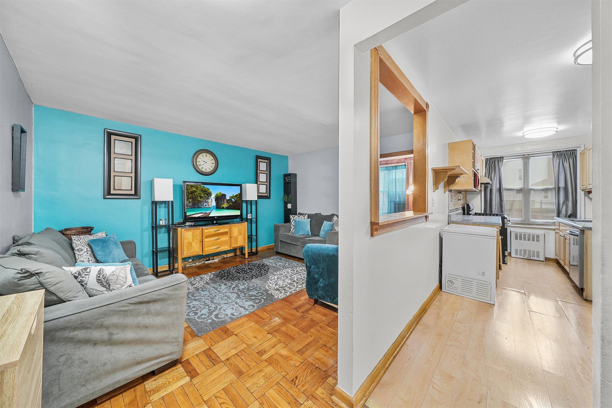 #4 photo, 1304 Midland Avenue, 紐約州 Yonkers , NY 10704