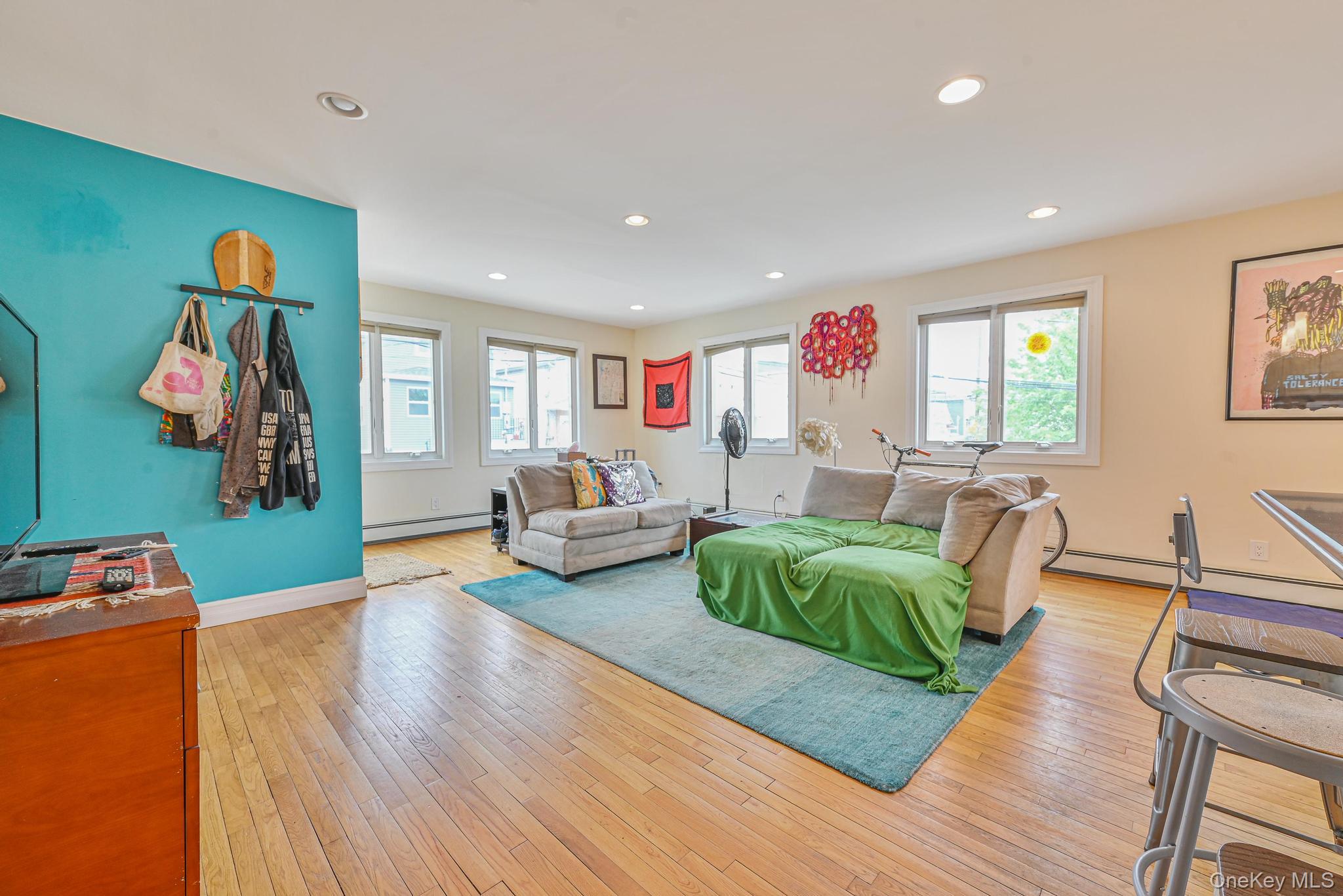 #4 photo, 351 Beach 87th Street, Rockaway Beach , NY 11693