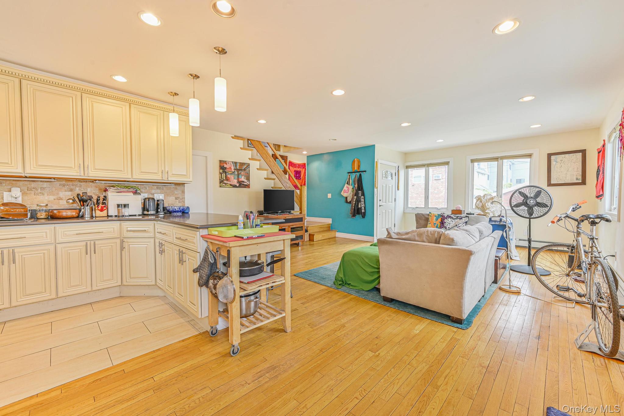 #5 photo, 351 Beach 87th Street, Rockaway Beach , NY 11693