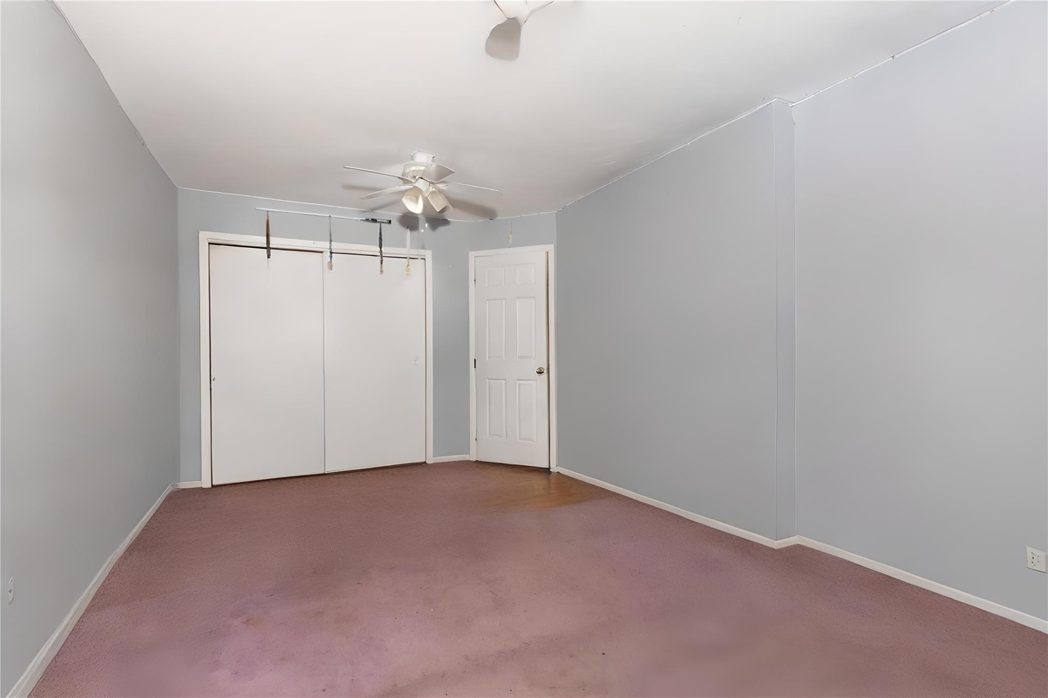 #12 photo, 1340 Lombardy Boulevard, Bay Shore , NY 11706