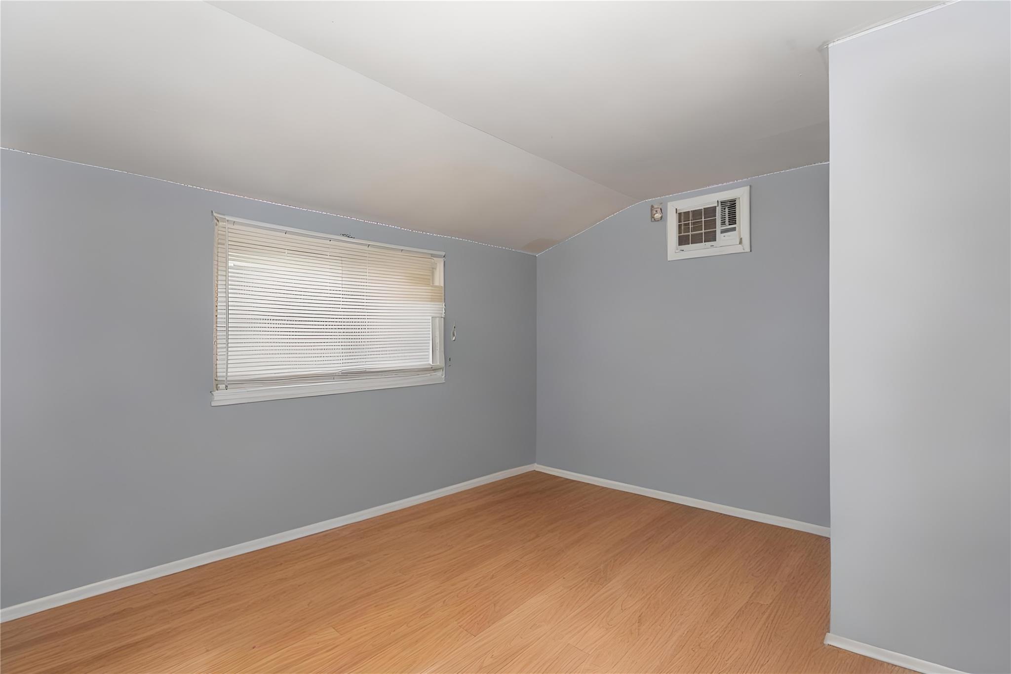 #14 photo, 1340 Lombardy Boulevard, Bay Shore , NY 11706