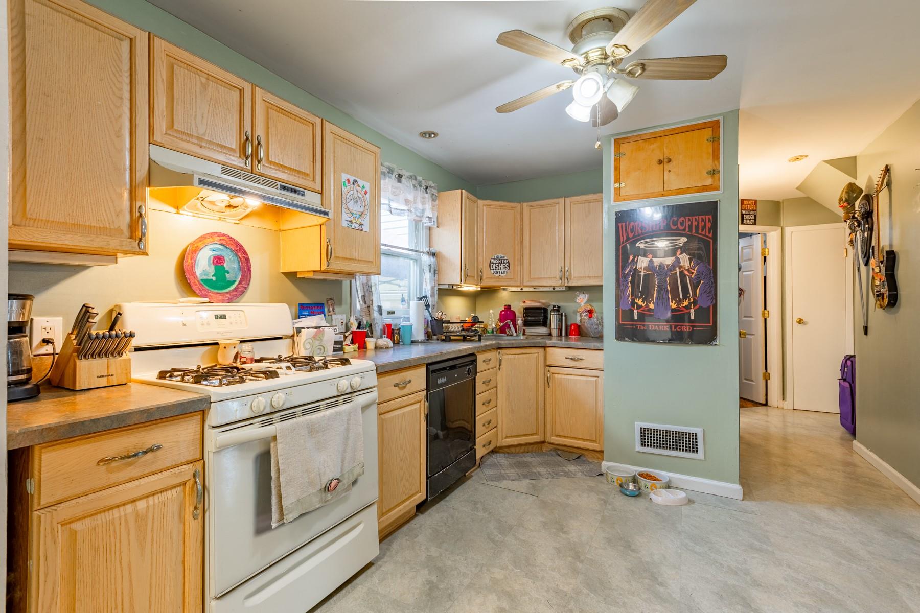 #3 photo, 1340 Lombardy Boulevard, Bay Shore , NY 11706