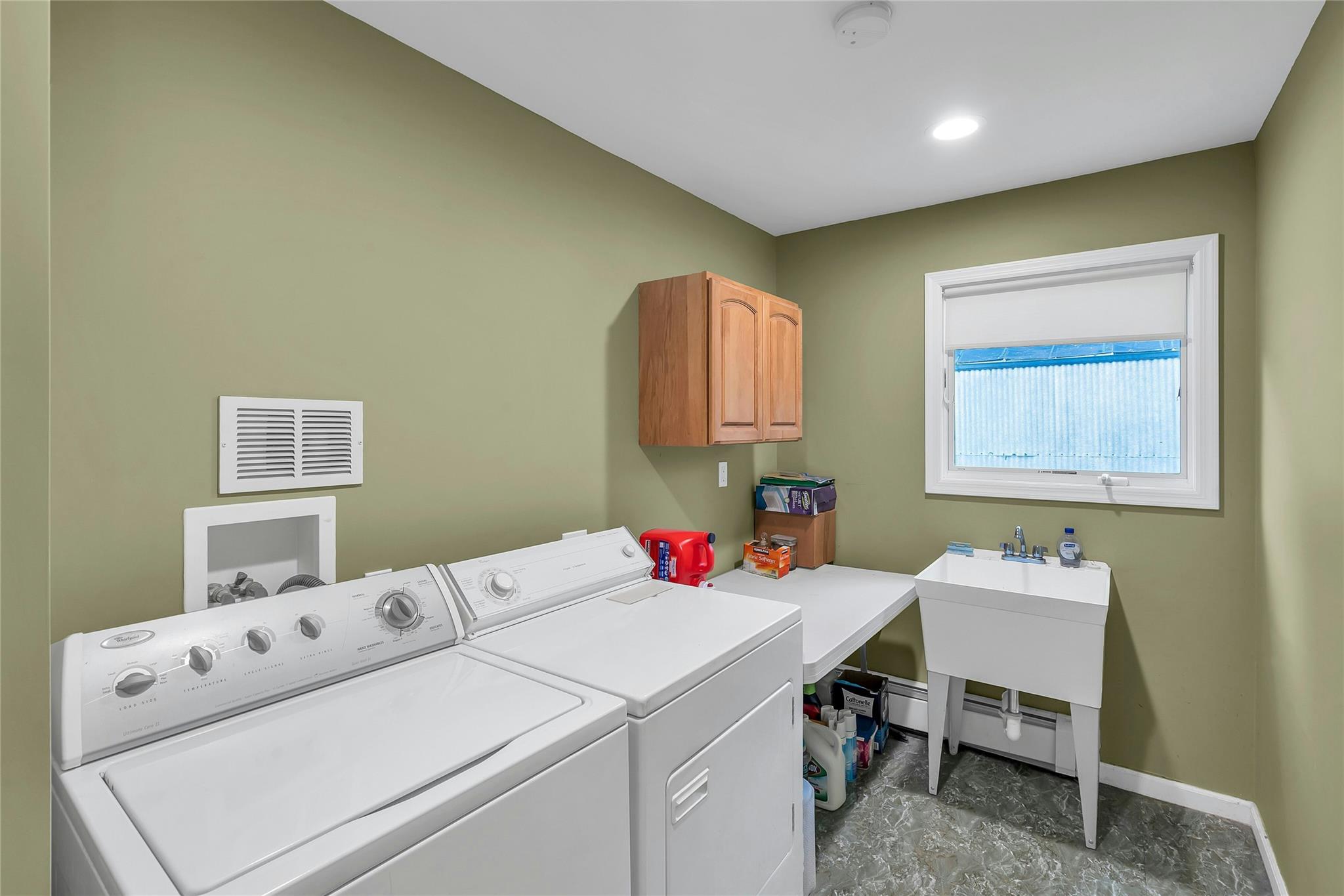 #16 photo, 105 Browns Road, サフォーク郡 Nesconset , NY 11767