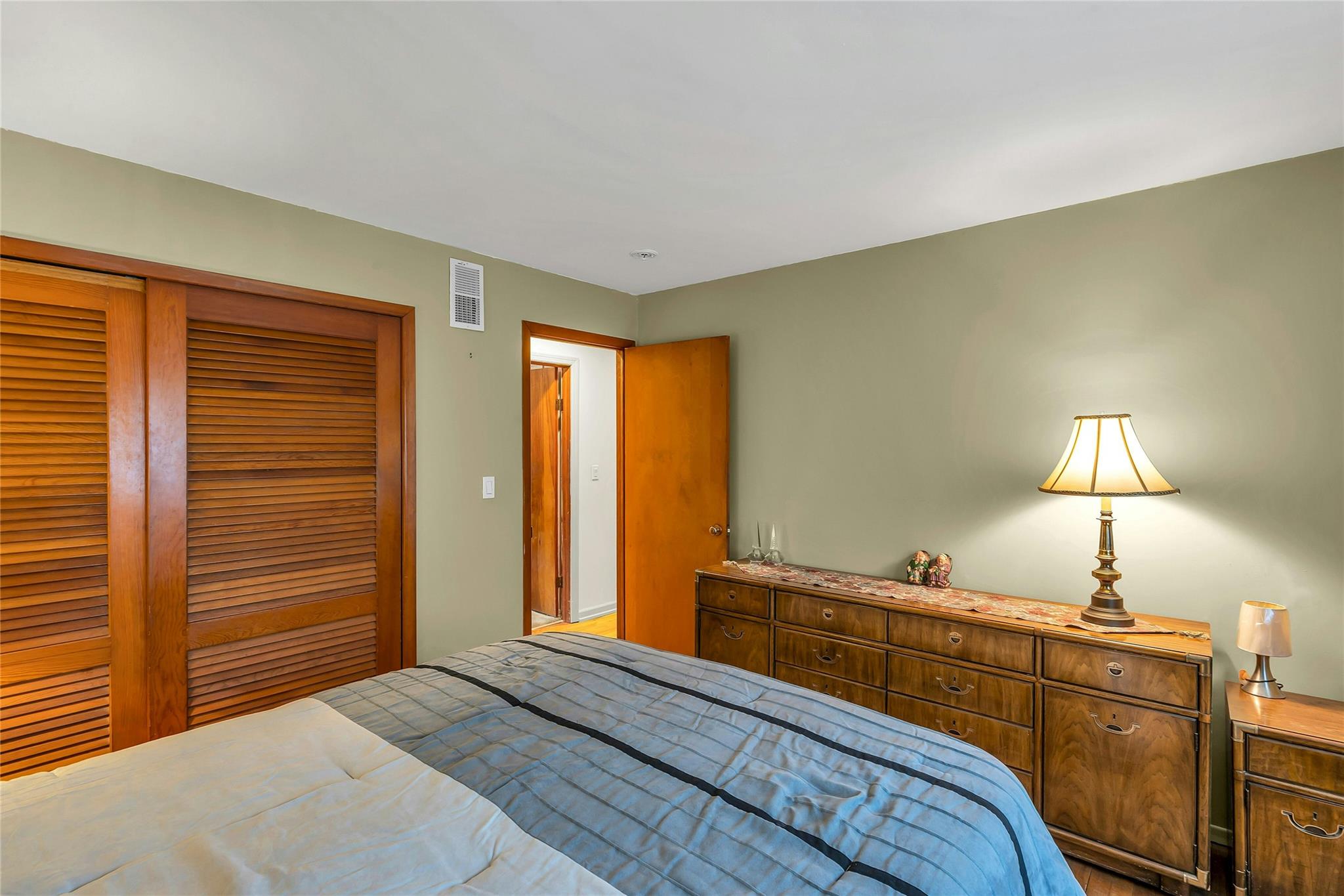 #20 photo, 105 Browns Road, サフォーク郡 Nesconset , NY 11767