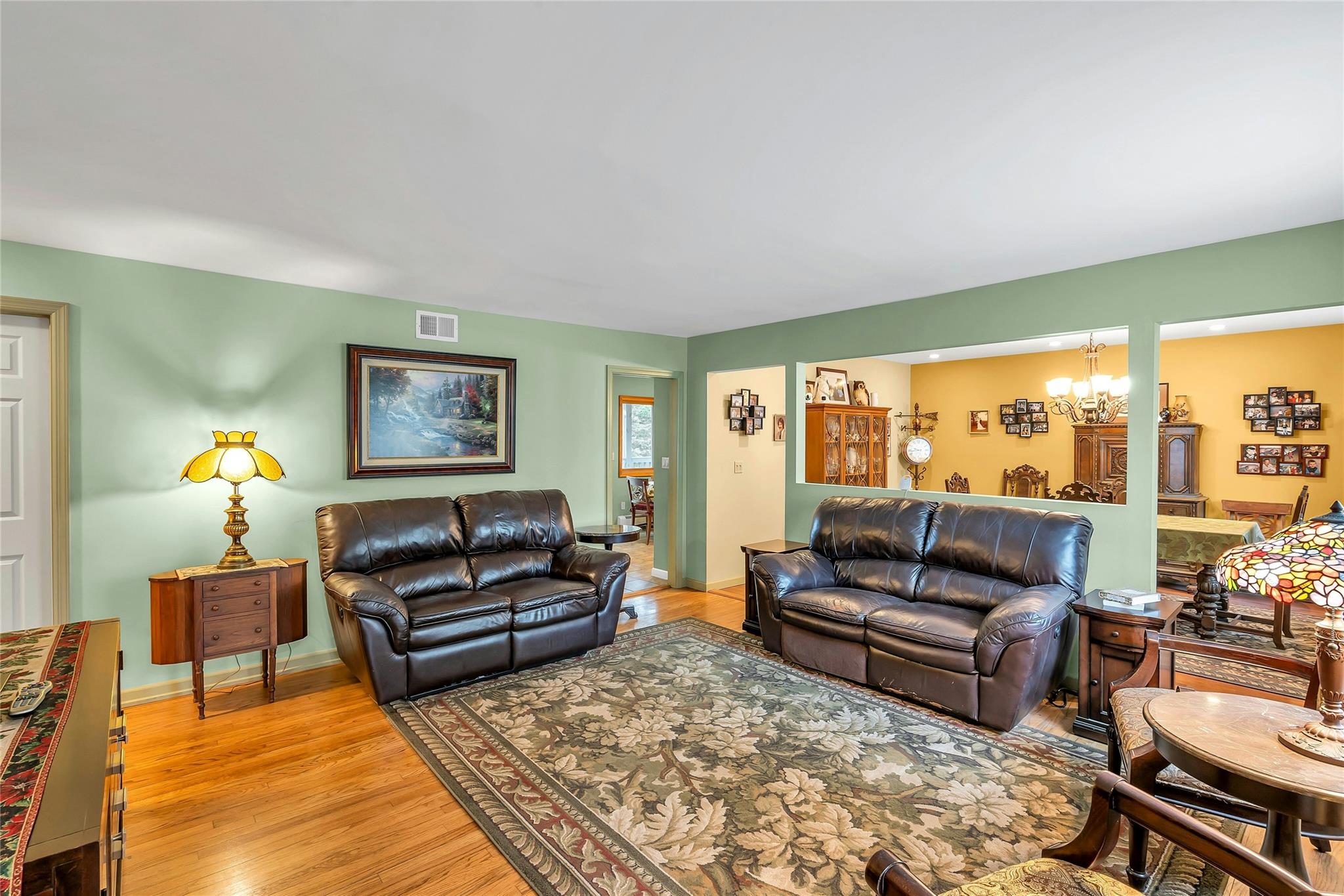 #4 photo, 105 Browns Road, サフォーク郡 Nesconset , NY 11767