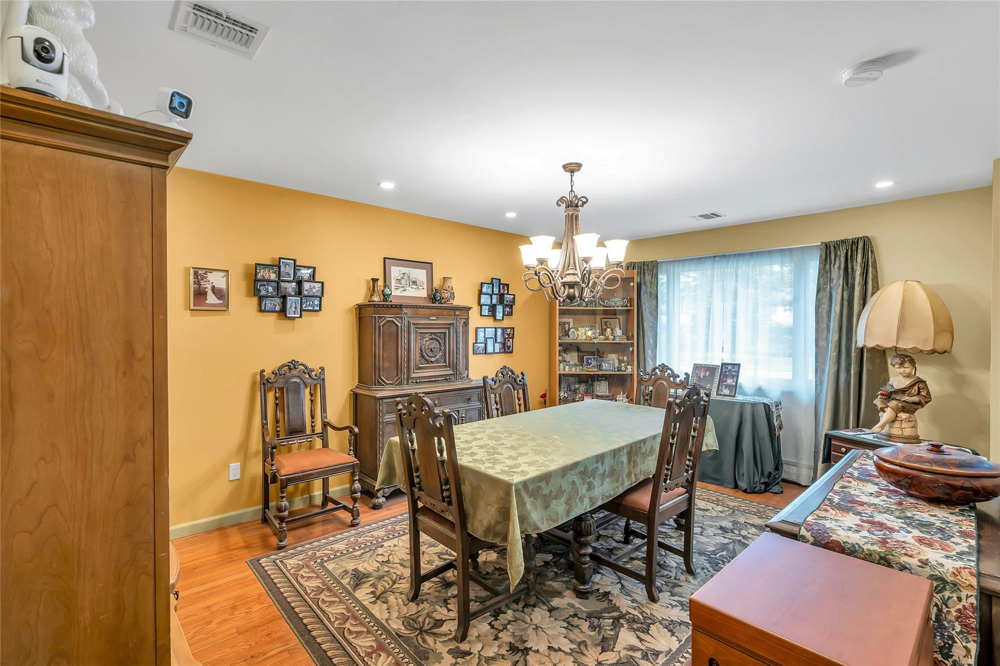 #6 photo, 105 Browns Road, サフォーク郡 Nesconset , NY 11767