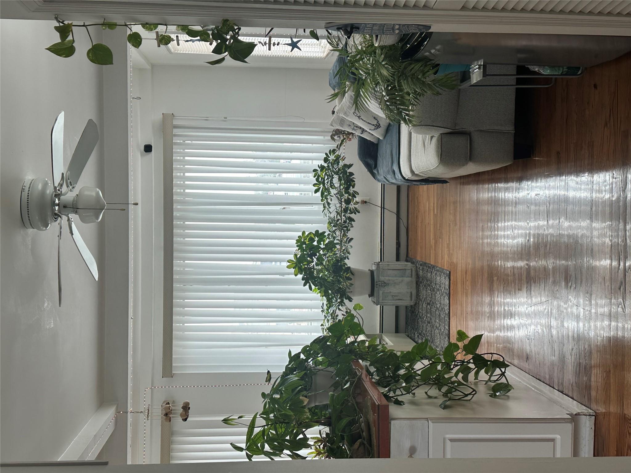 #13 photo, 9934 164th Avenue, Hamilton Beach , NY 11414