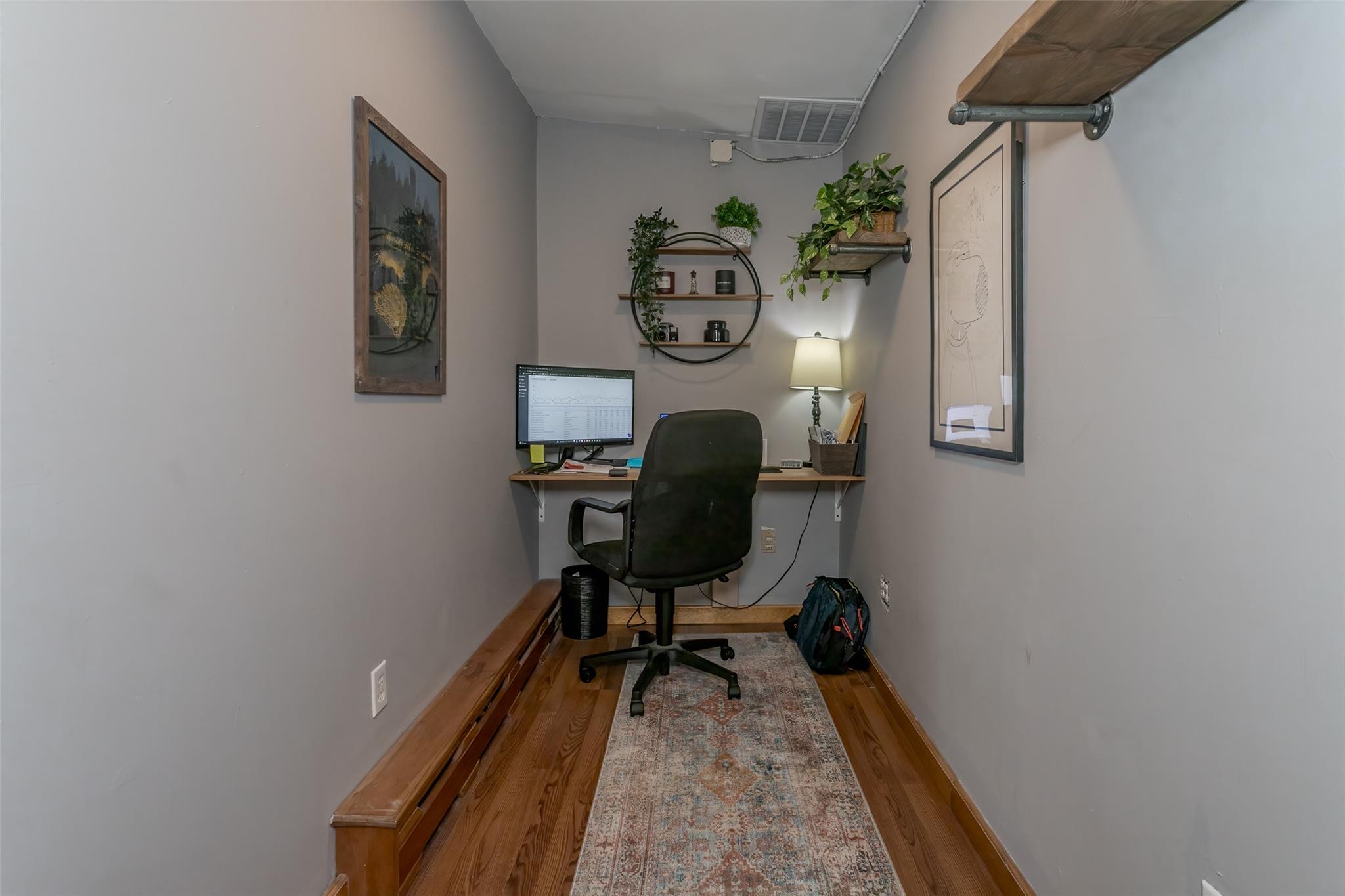 #14 photo, 31 Main, Warwick , NY 10990