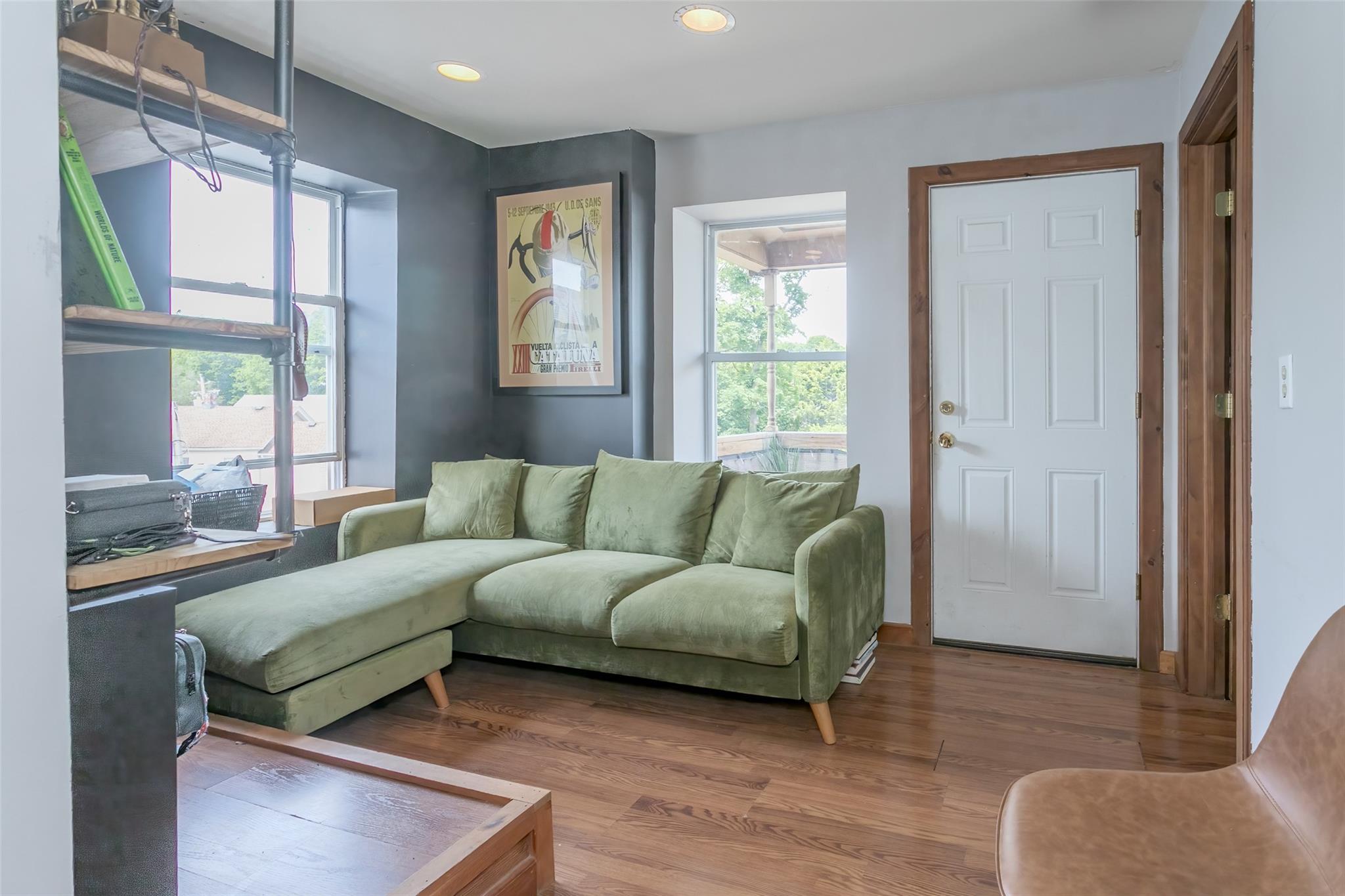 #15 photo, 31 Main, Warwick , NY 10990