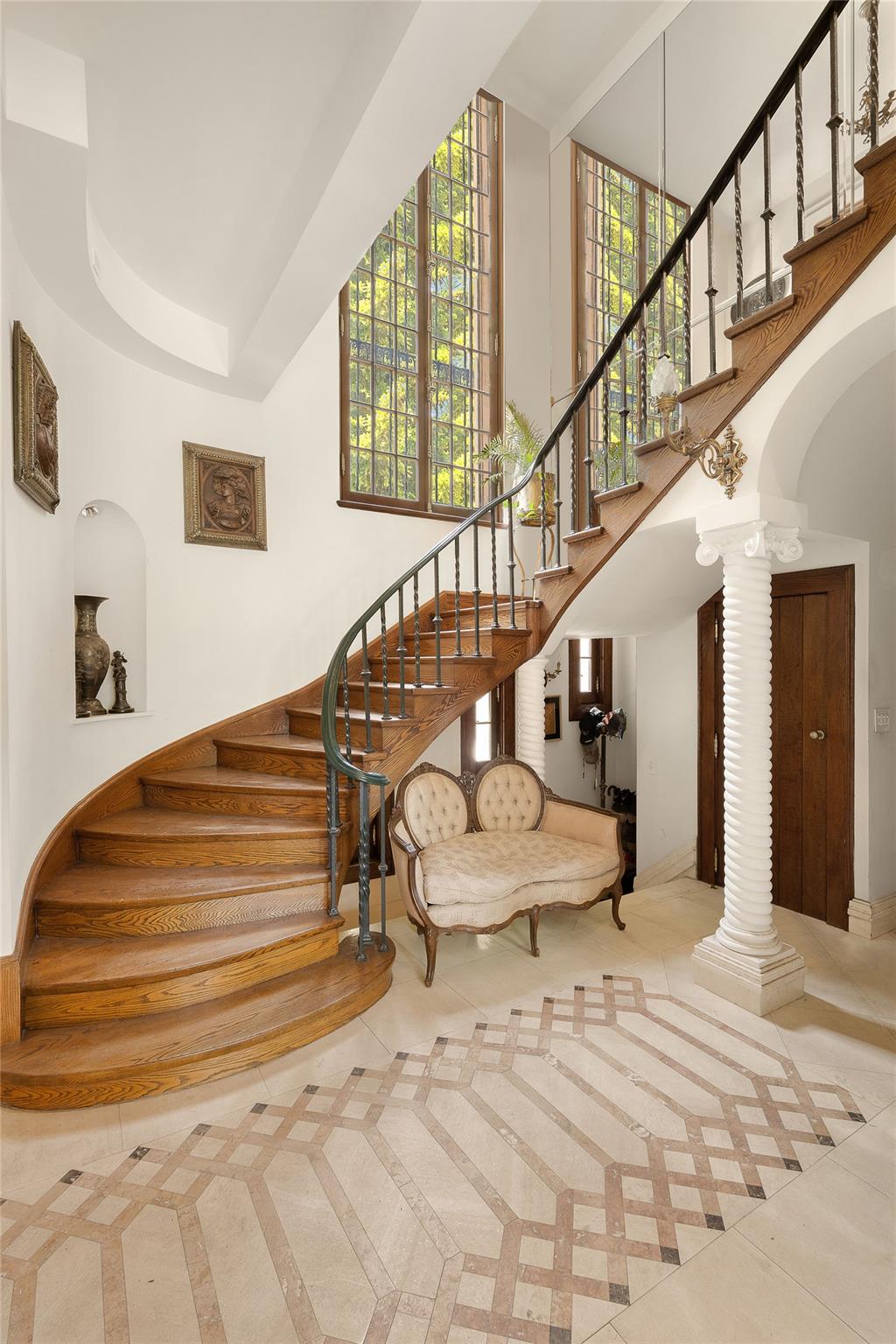 #3 photo, 220 Woodside Drive, ナッソー郡 Hewlett Bay Park , NY 11557