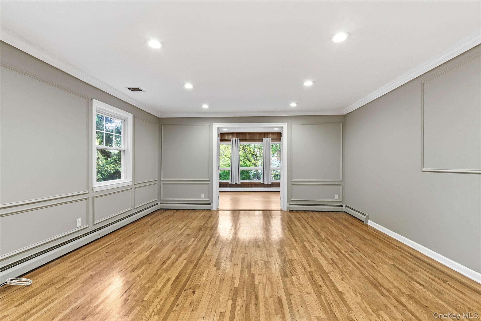 #12 photo, 128 Cove Road, サフォーク郡 Huntington , NY 11743