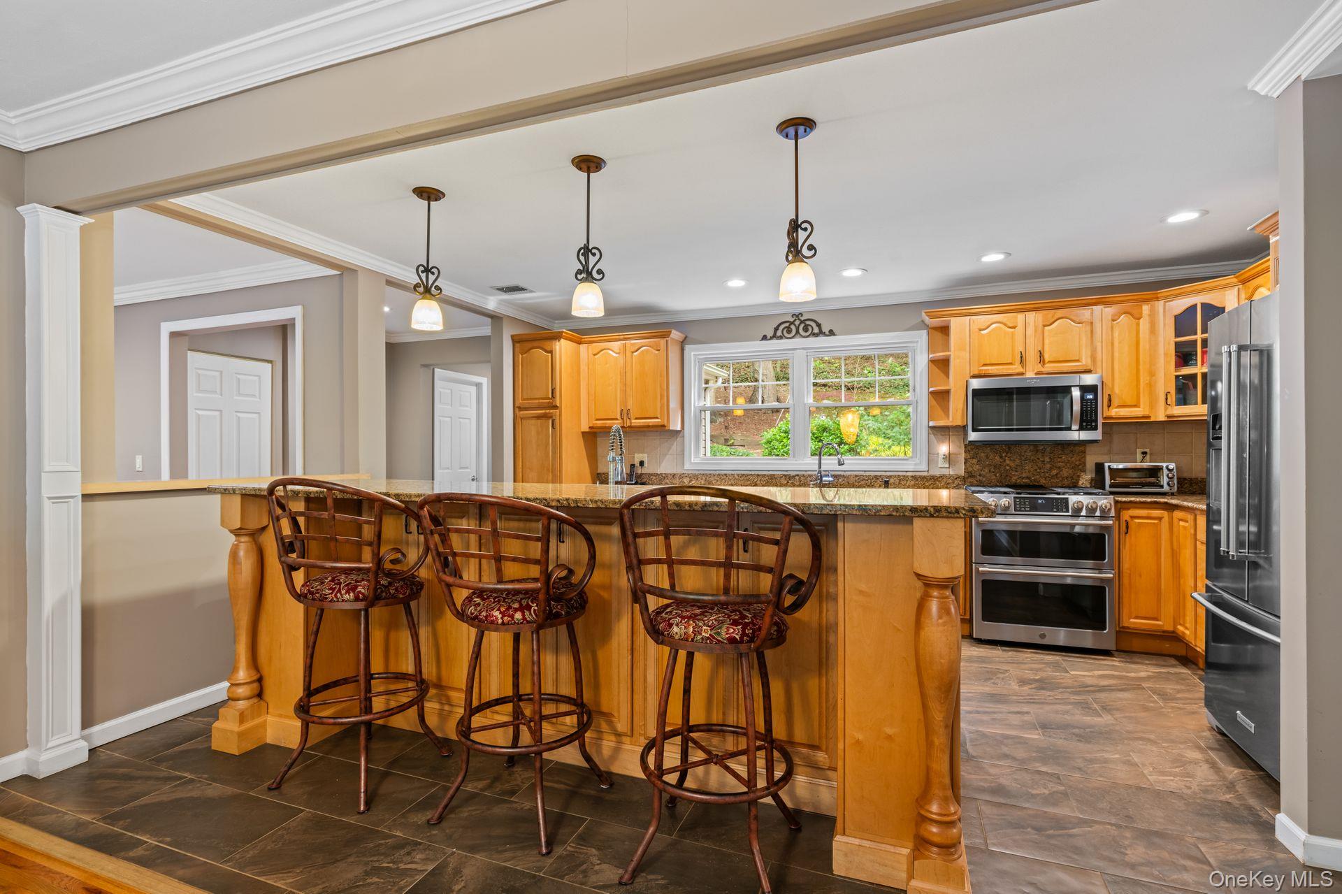 #4 photo, 128 Cove Road, サフォーク郡 Huntington , NY 11743