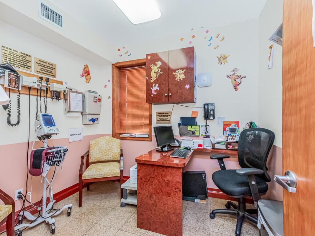 #7 photo, 5707 146th Street, クイーンズ区 Flushing , NY 11355