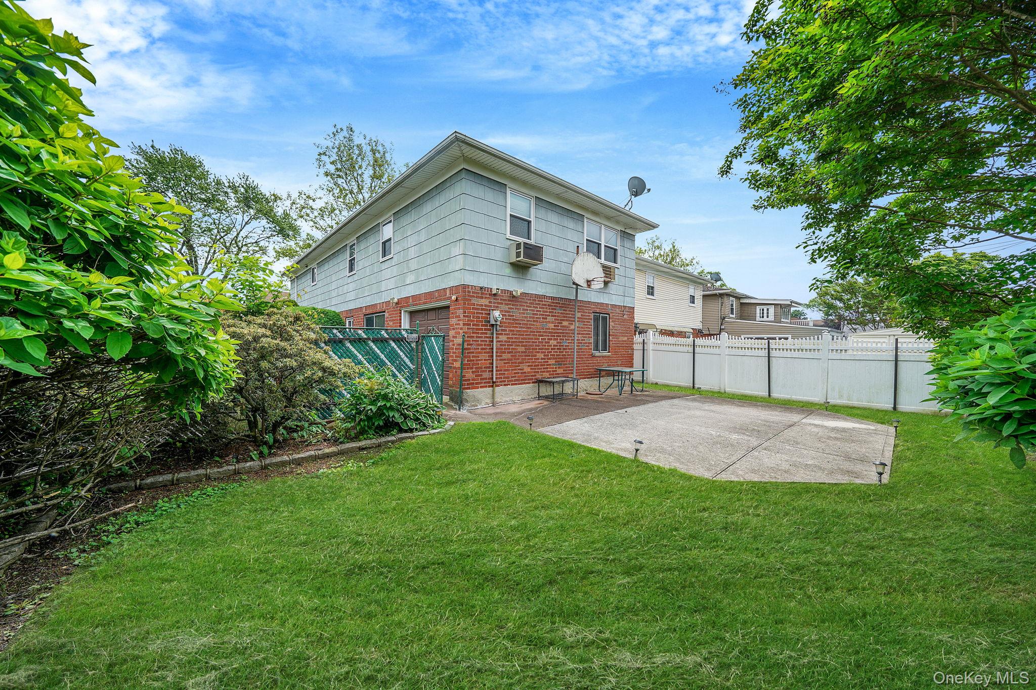 #14 photo, 47-04 167 Street, Flushing , NY 11358