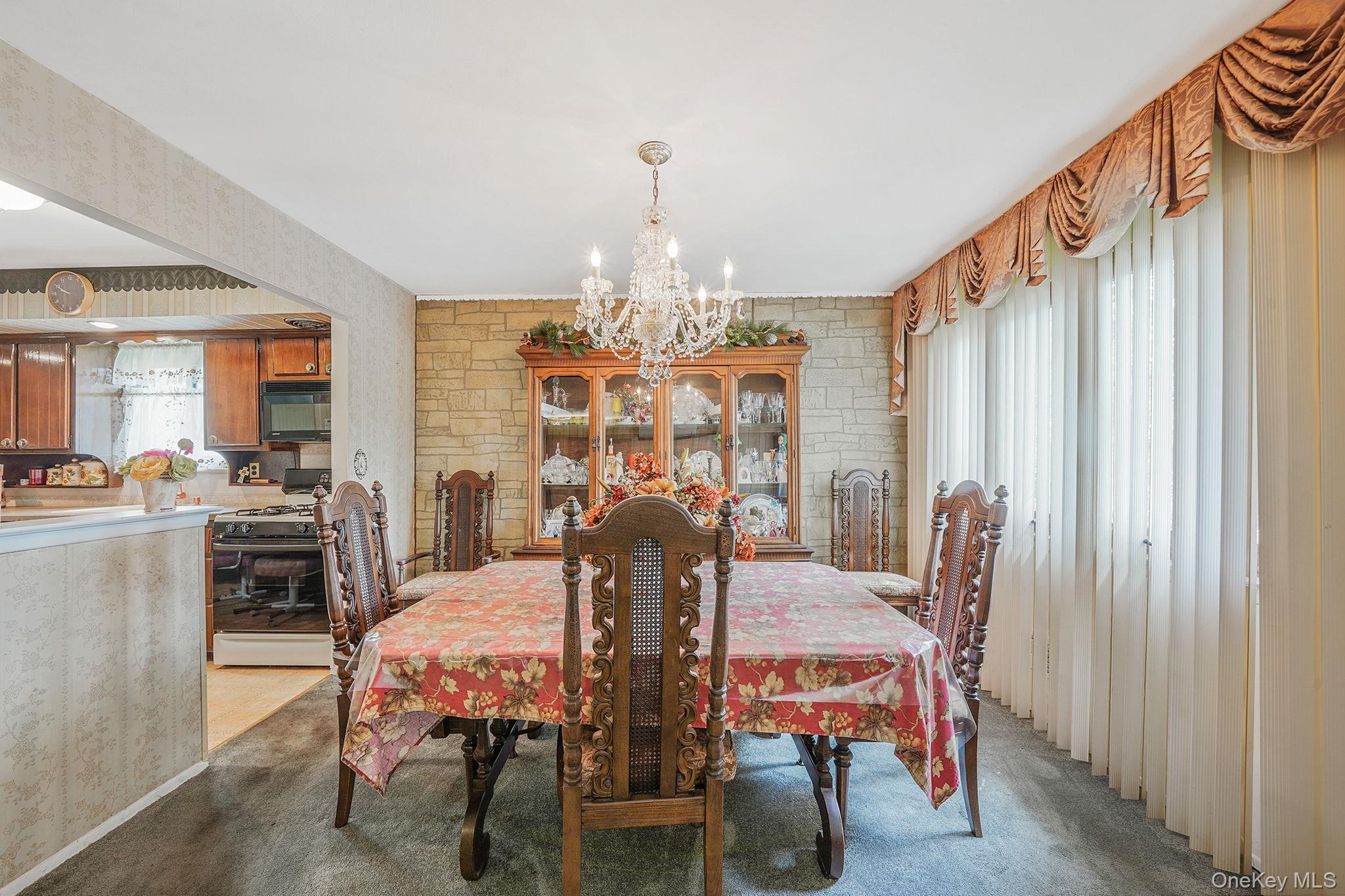 #5 photo, 47-04 167 Street, Flushing , NY 11358