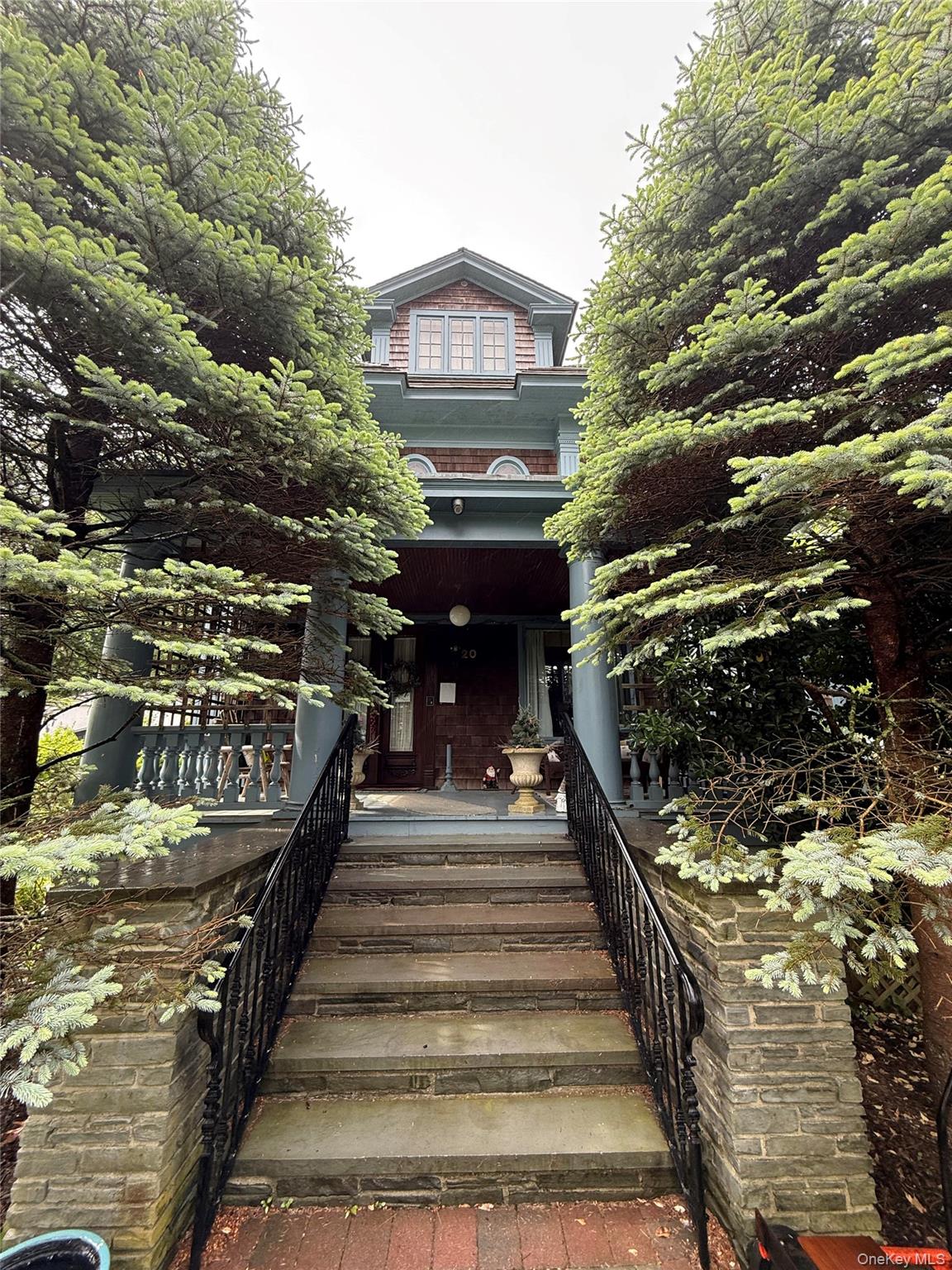 #2 photo, 20 Ridge Road, クイーンズ区 Douglaston , NY 11363