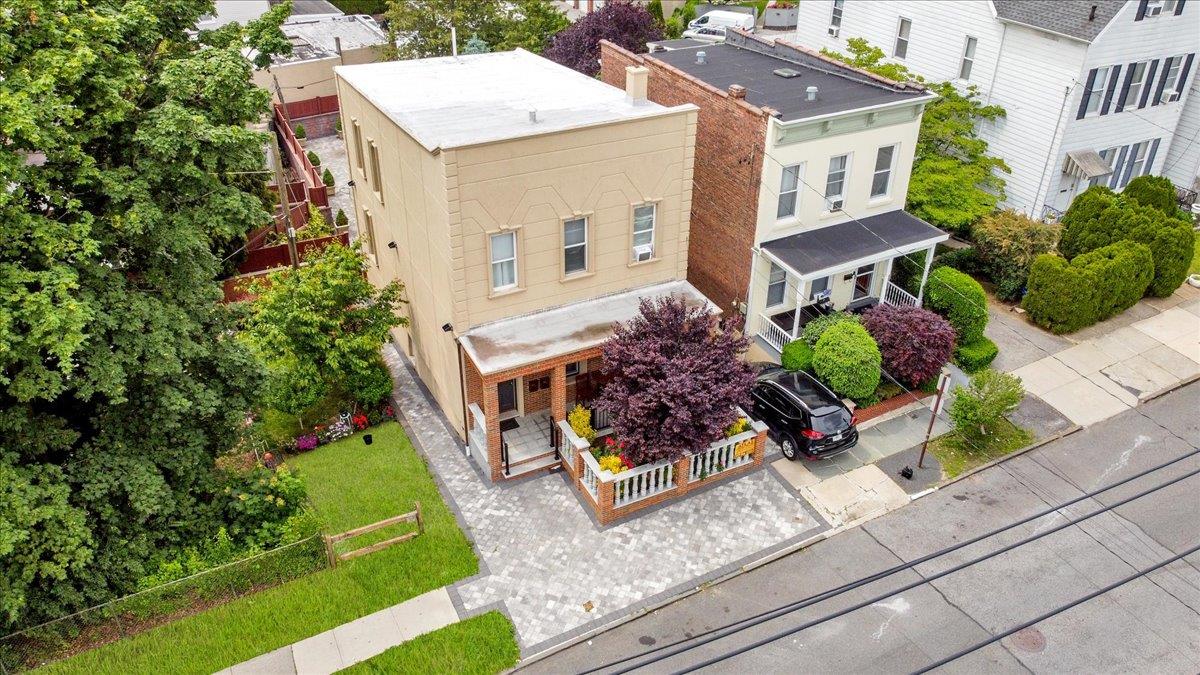 #4 photo, 9 Hyatt Avenue, Yonkers , NY 10704