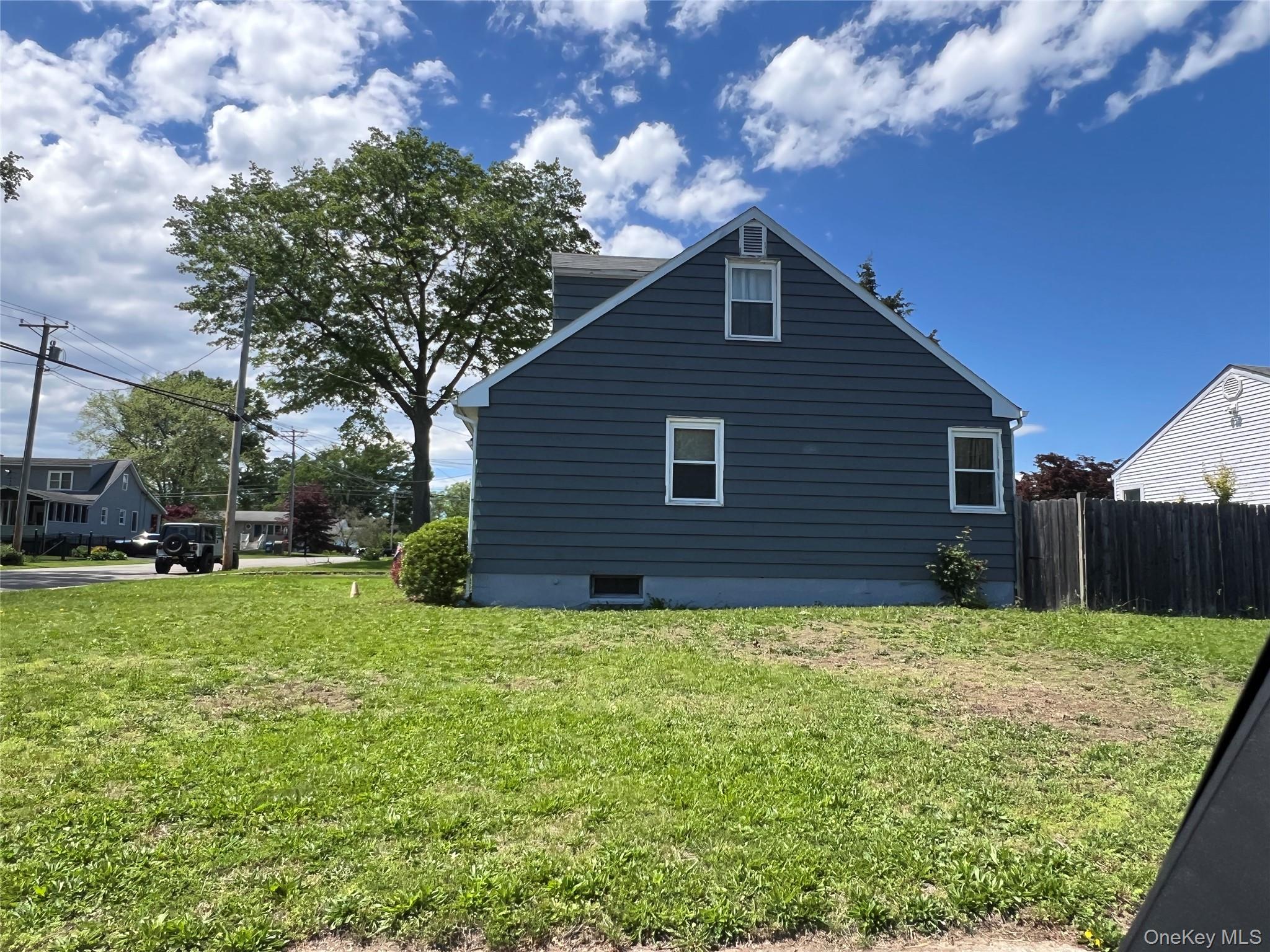 #3 photo, 149 Wilkes Street, Beacon , NY 12508