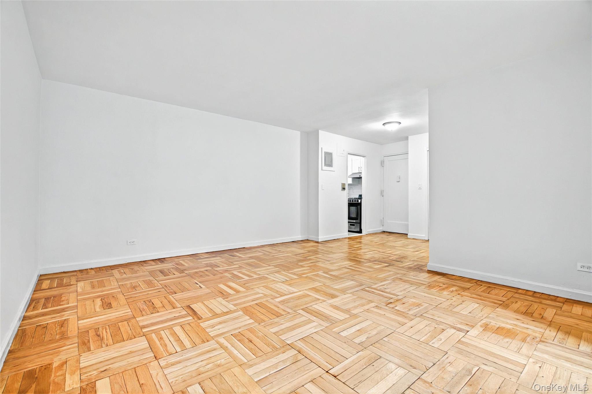 #11 photo, 2244 Bronx Park, Bronx , NY 10467