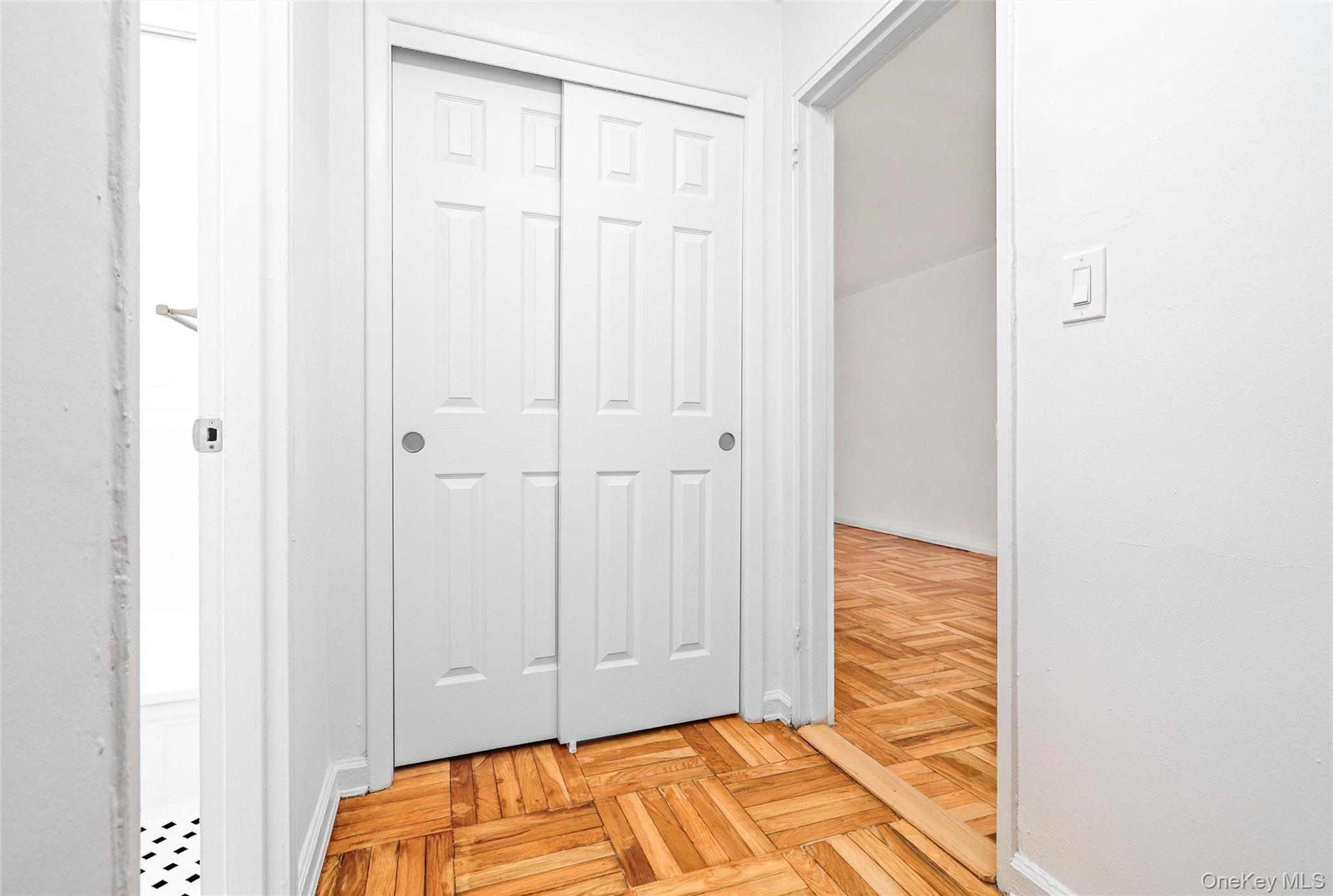 #19 photo, 2244 Bronx Park, Bronx , NY 10467