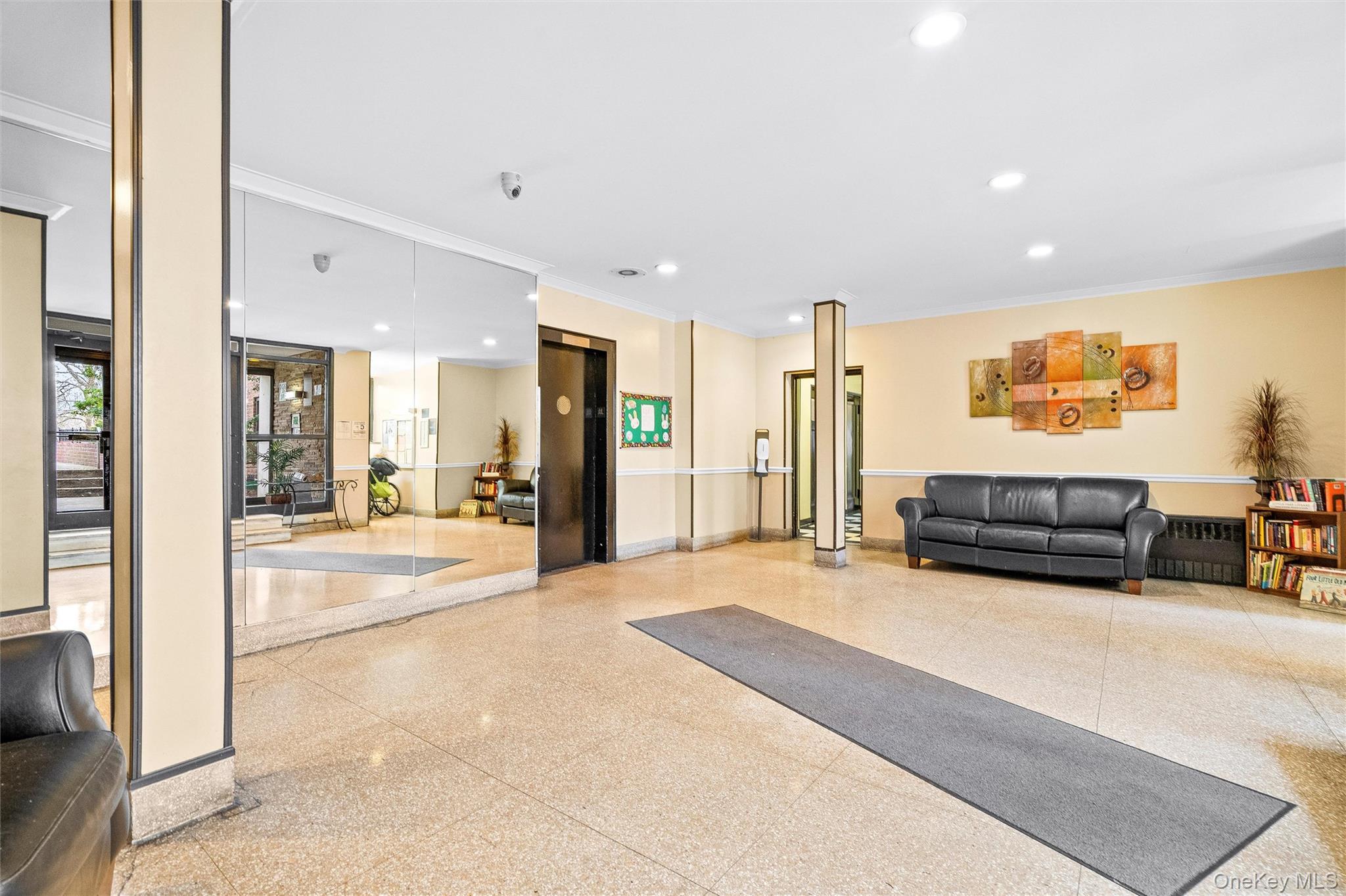 #7 photo, 2244 Bronx Park, Bronx , NY 10467