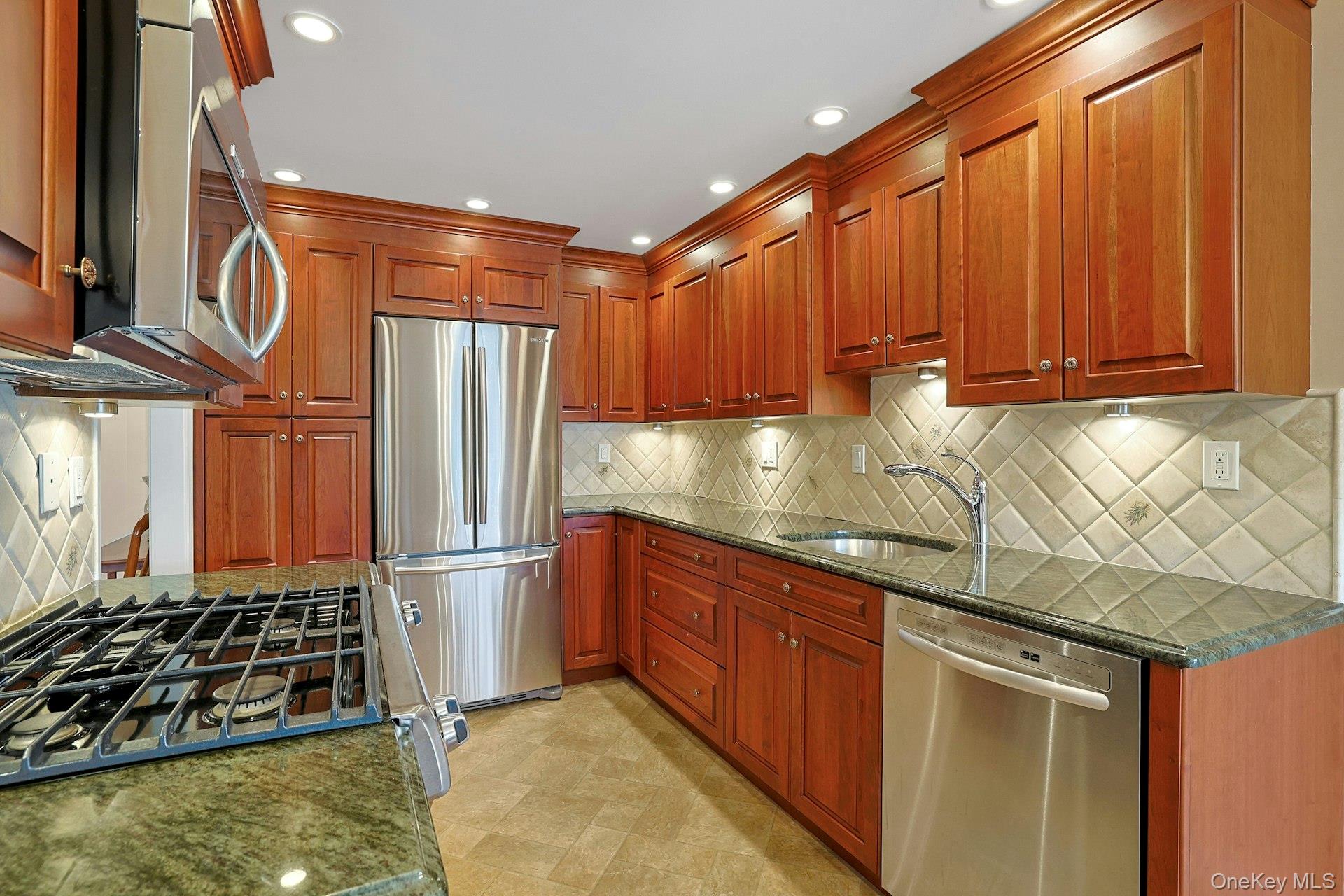 #8 photo, 1270 North Avenue, New Rochelle , NY 10804