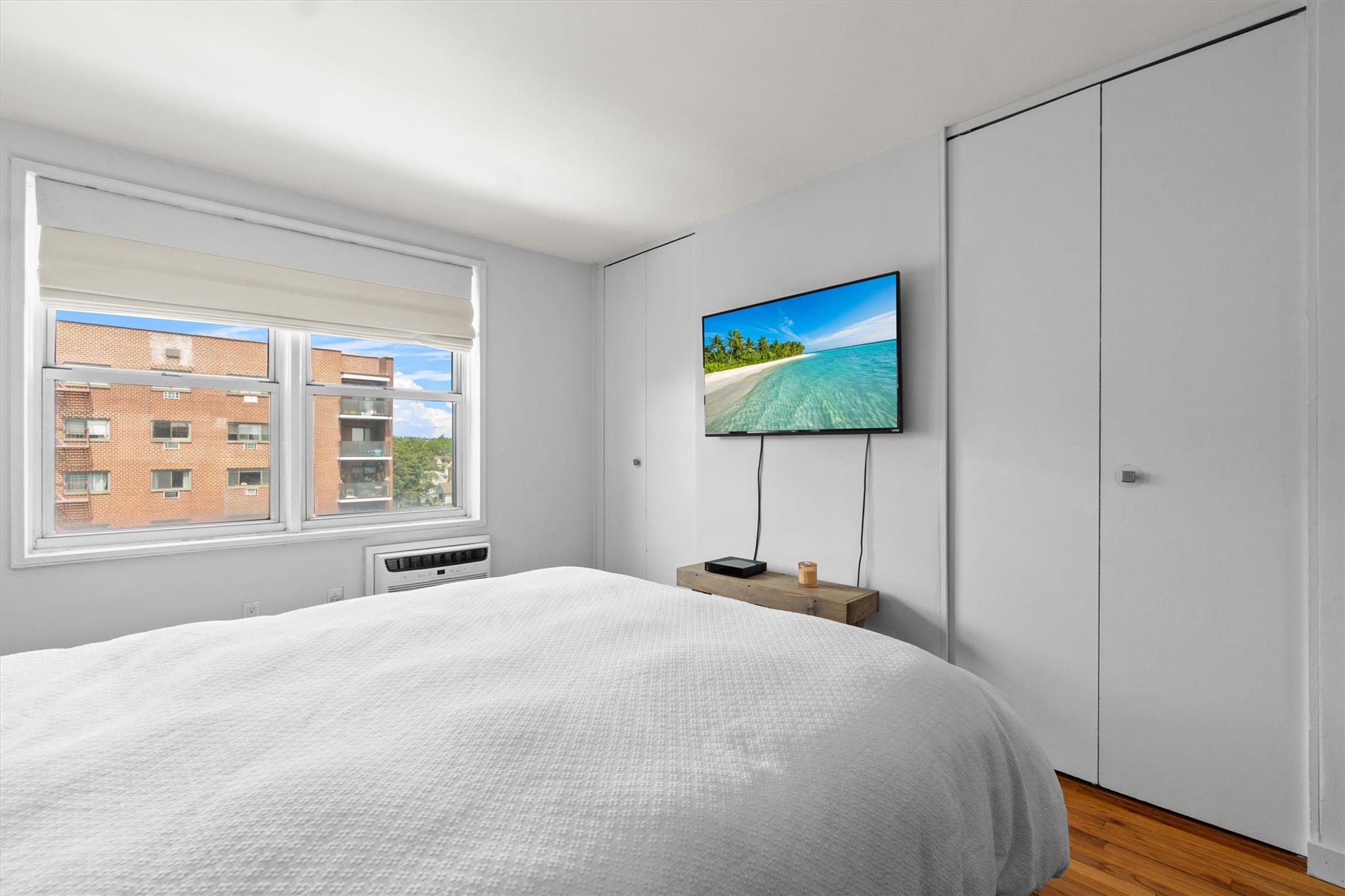 #11 photo, 377 Westchester Avenue, Port Chester , NY 10573