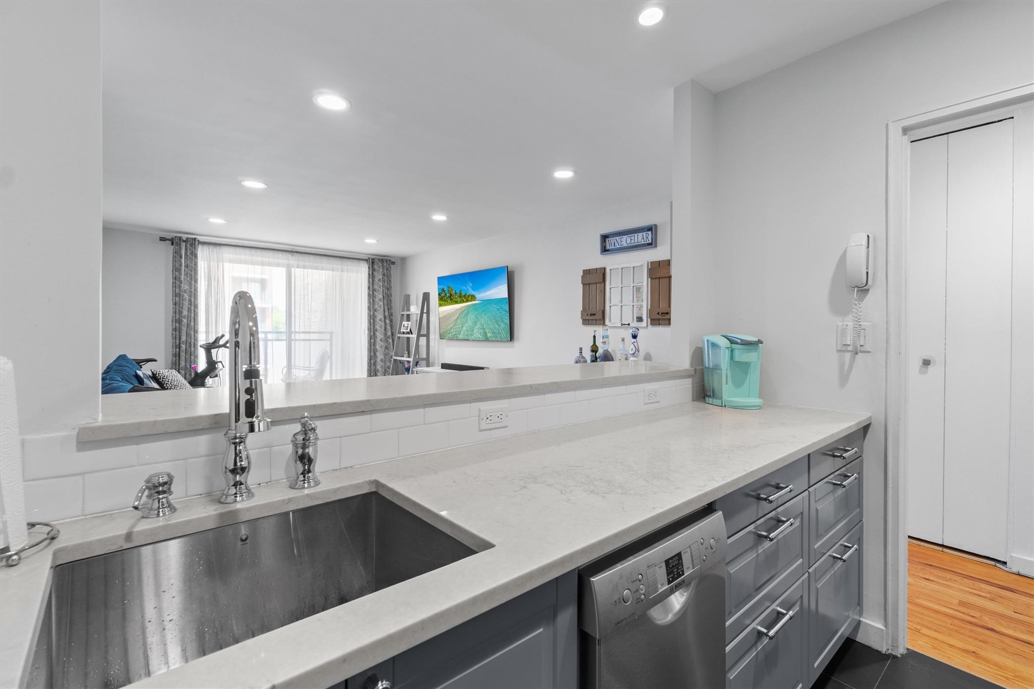 #8 photo, 377 Westchester Avenue, Port Chester , NY 10573