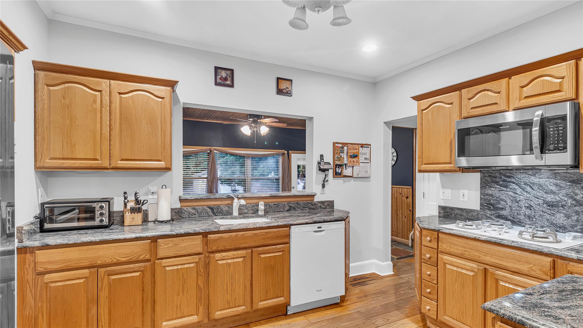 #16 photo, 110 Driscoll Avenue, ナッソー郡 Rockville Centre , NY 11570