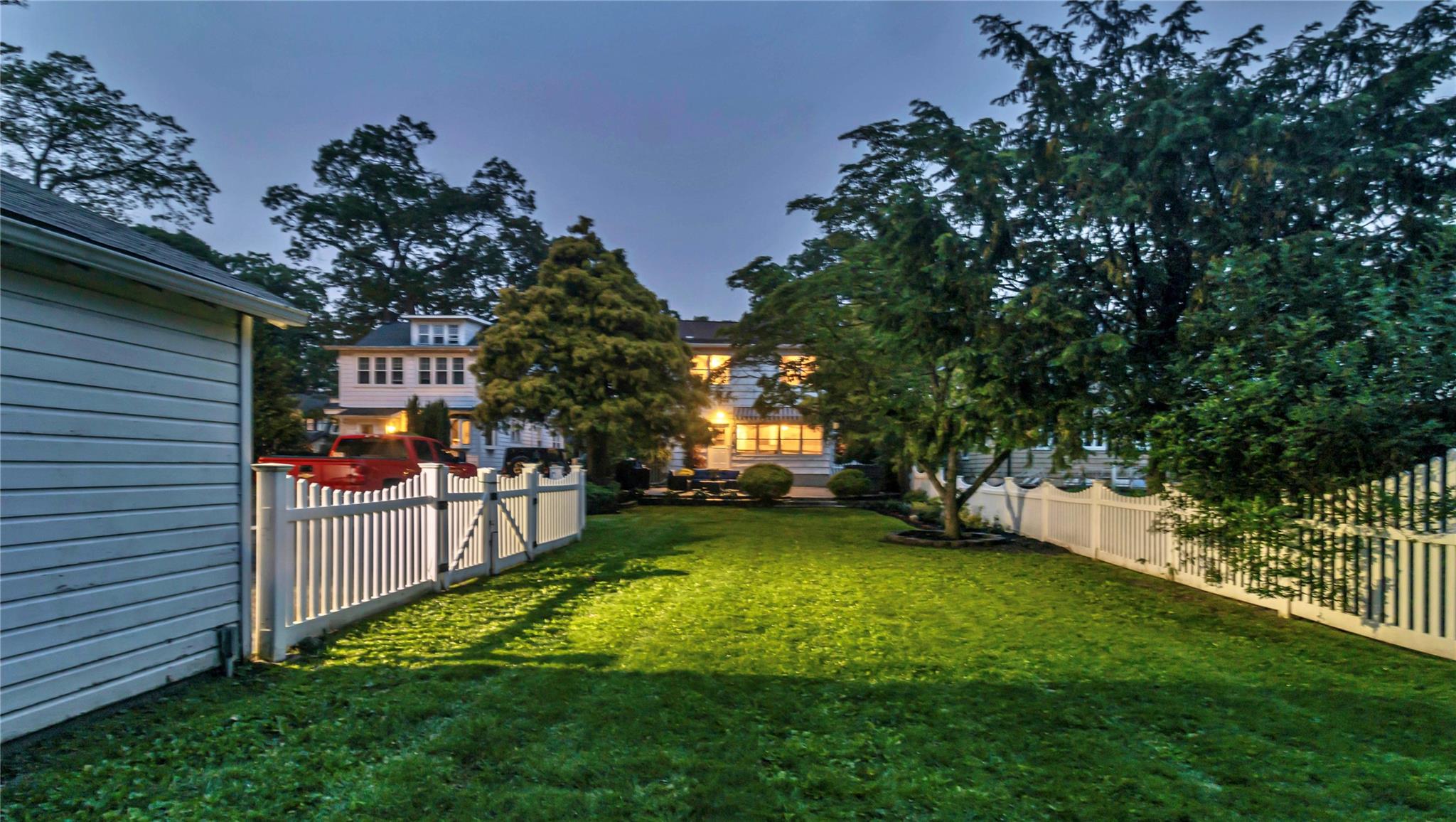 #4 photo, 110 Driscoll Avenue, ナッソー郡 Rockville Centre , NY 11570