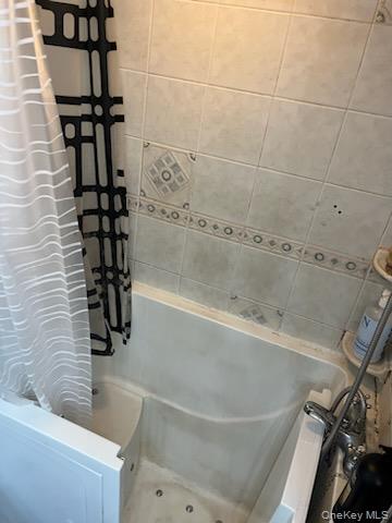 #7 photo, 18 Bonnybill Drive, Centereach , NY 11720