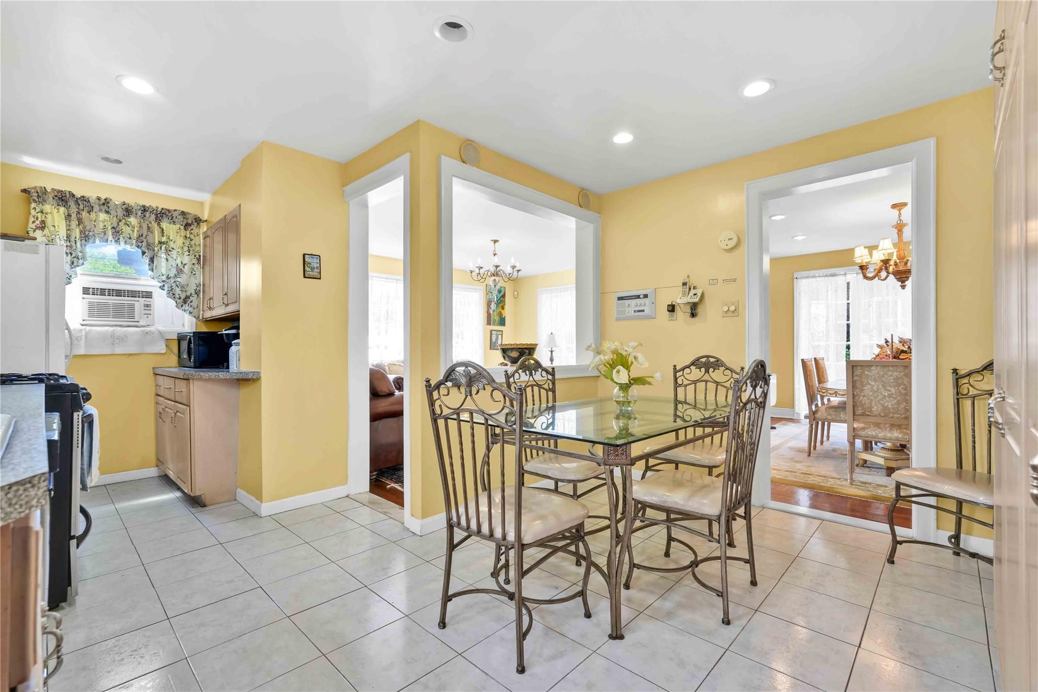 #10 photo, 95 Malba Drive, Malba , NY 11357