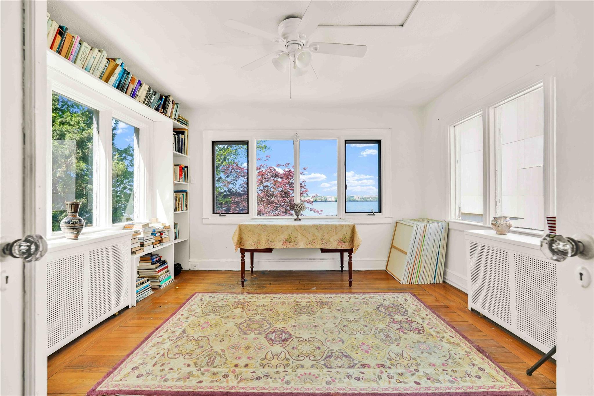 #18 photo, 95 Malba Drive, Malba , NY 11357