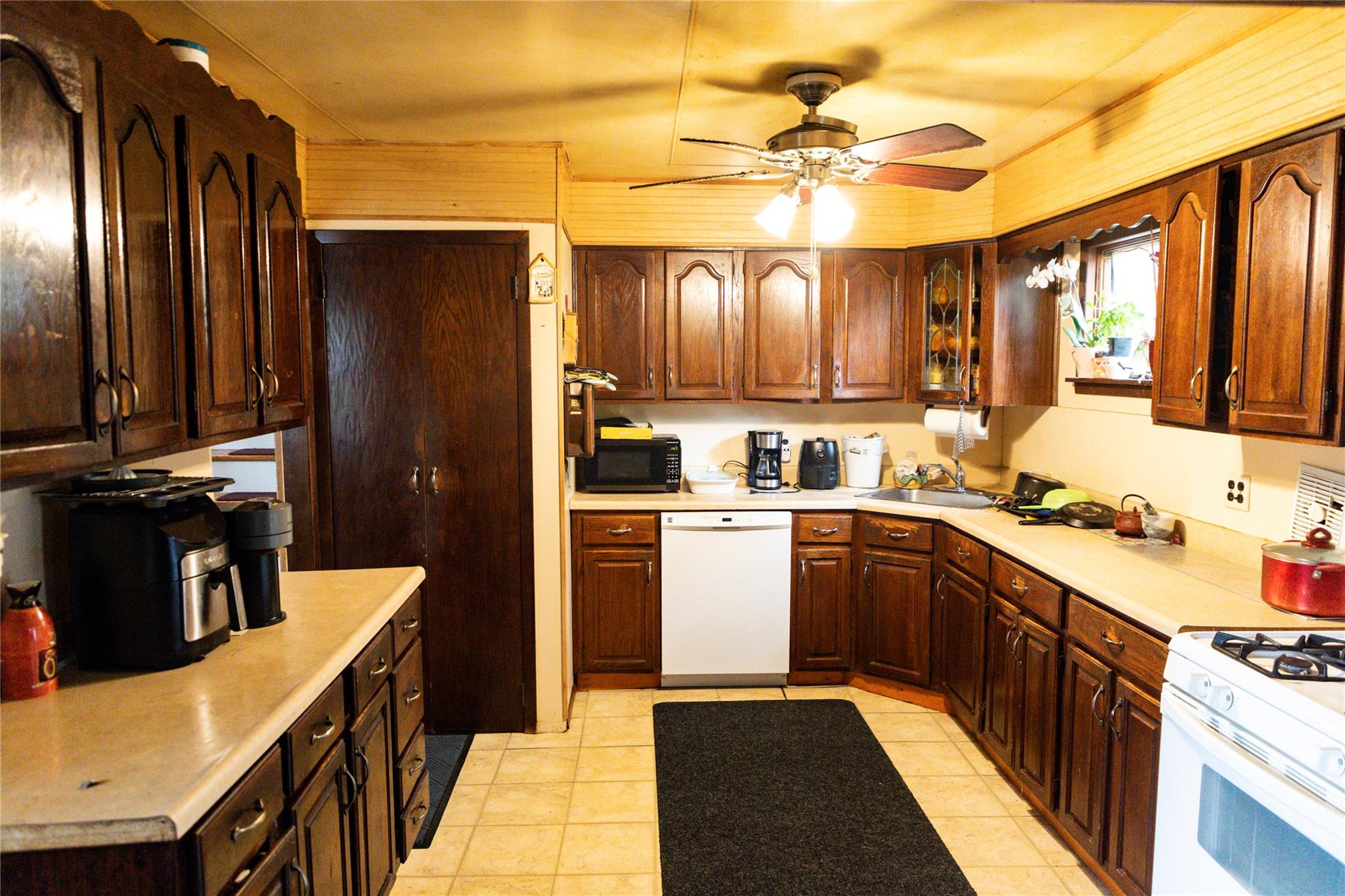 #18 photo, 1620 Brentwood Road, Bay Shore , NY 11706