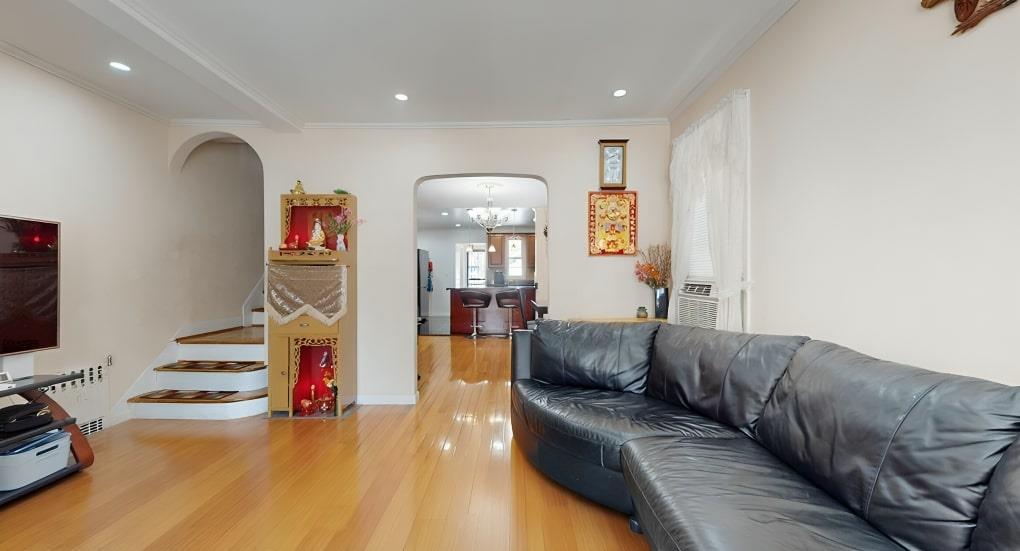 #6 photo, 68-37 Kessel Street, クイーンズ区 Forest Hills , NY 11375