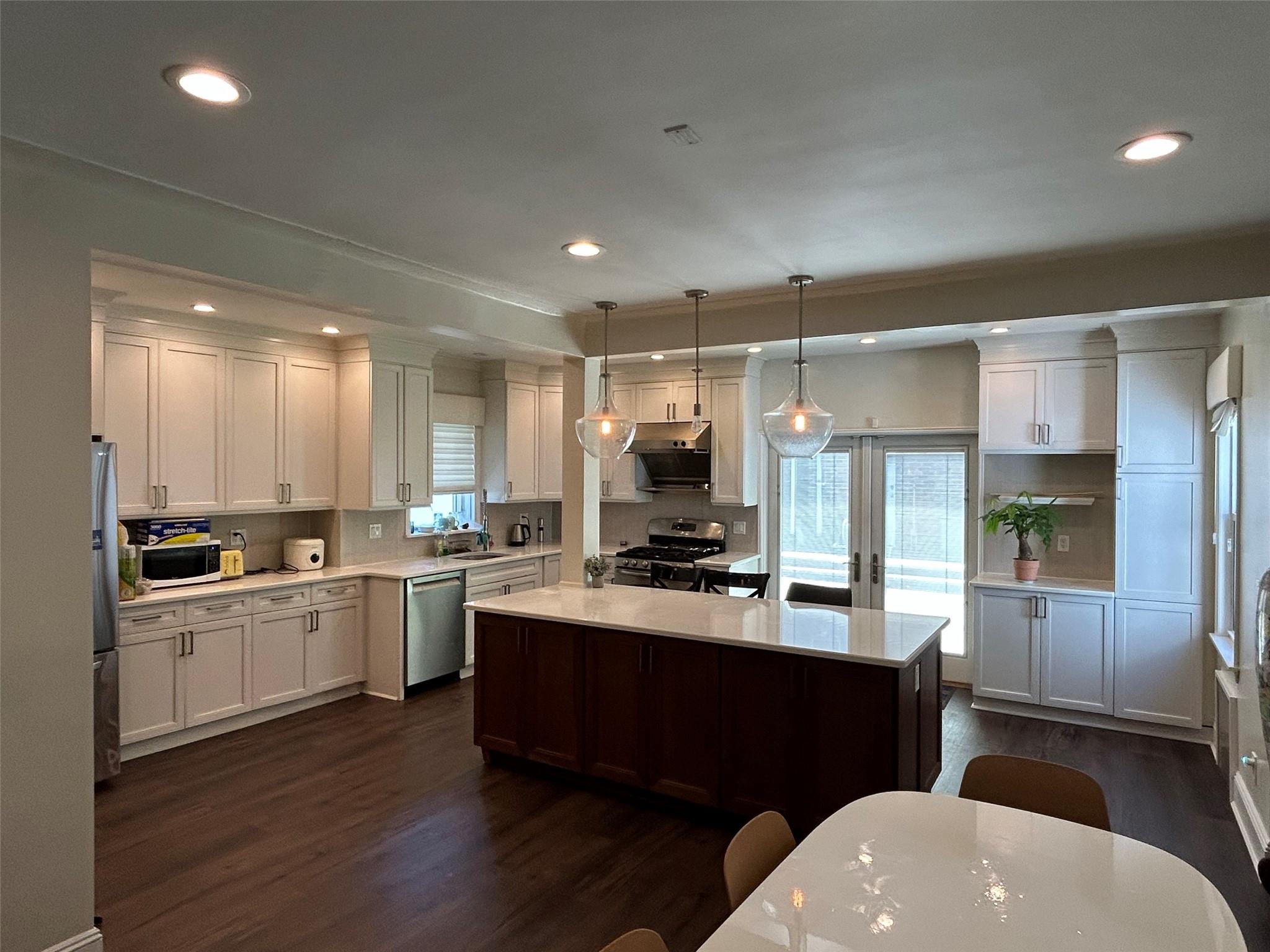 #2 photo, 13-01 146th Place, クイーンズ区 Whitestone , NY 11357