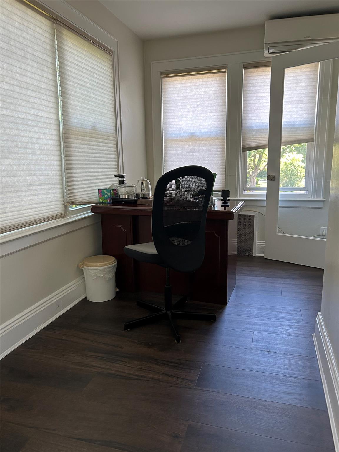 #6 photo, 13-01 146th Place, クイーンズ区 Whitestone , NY 11357