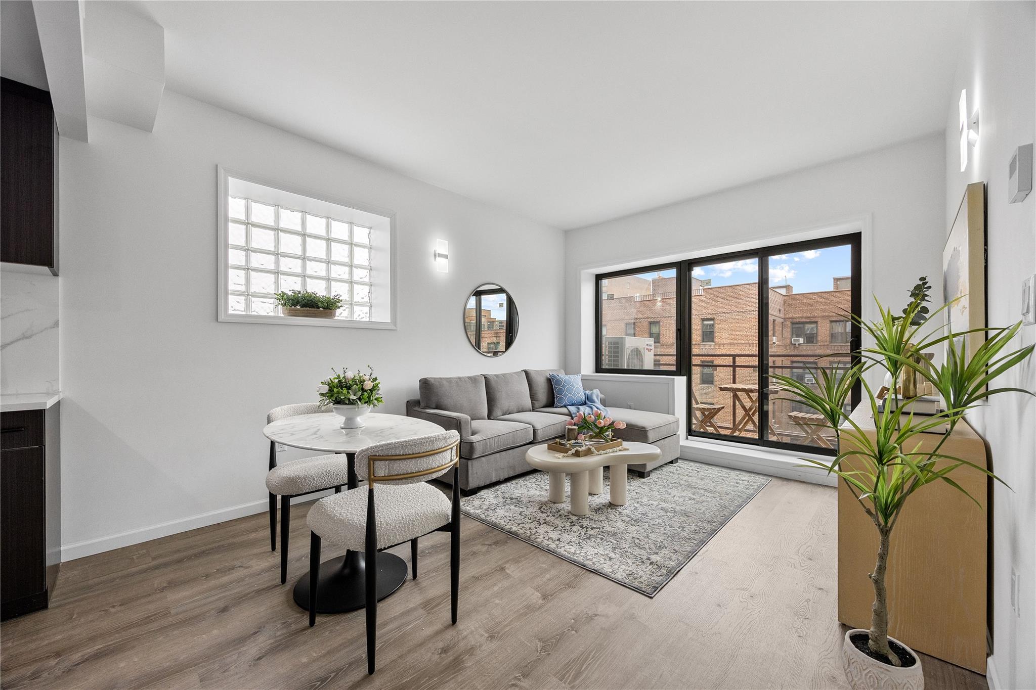 #7 photo, 97-30 64th Avenue, 皇后區 雷哥公園 Rego Park , NY 11374