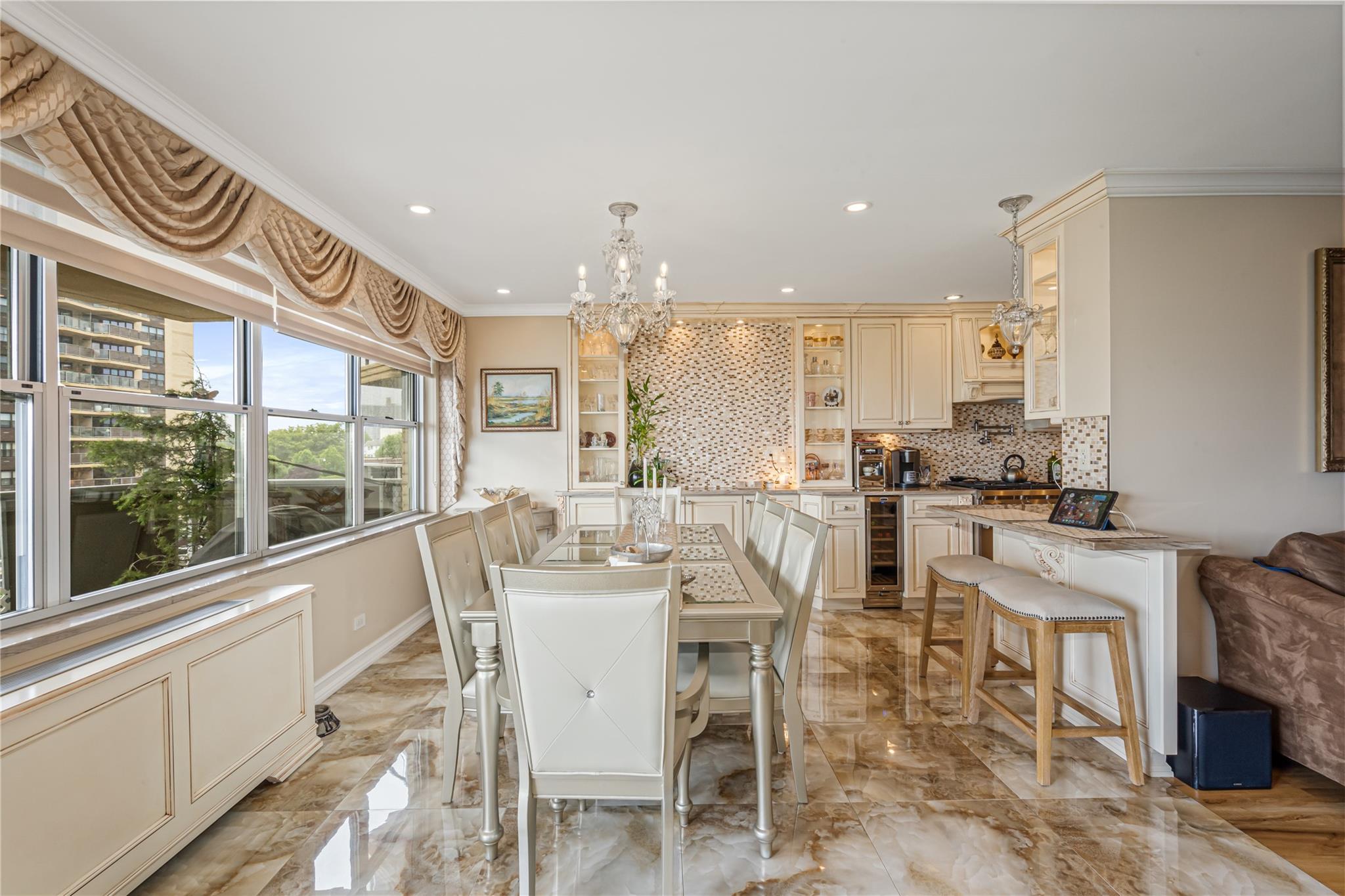 #7 photo, 17-85 215th Street, クイーンズ区 Bayside , NY 11360