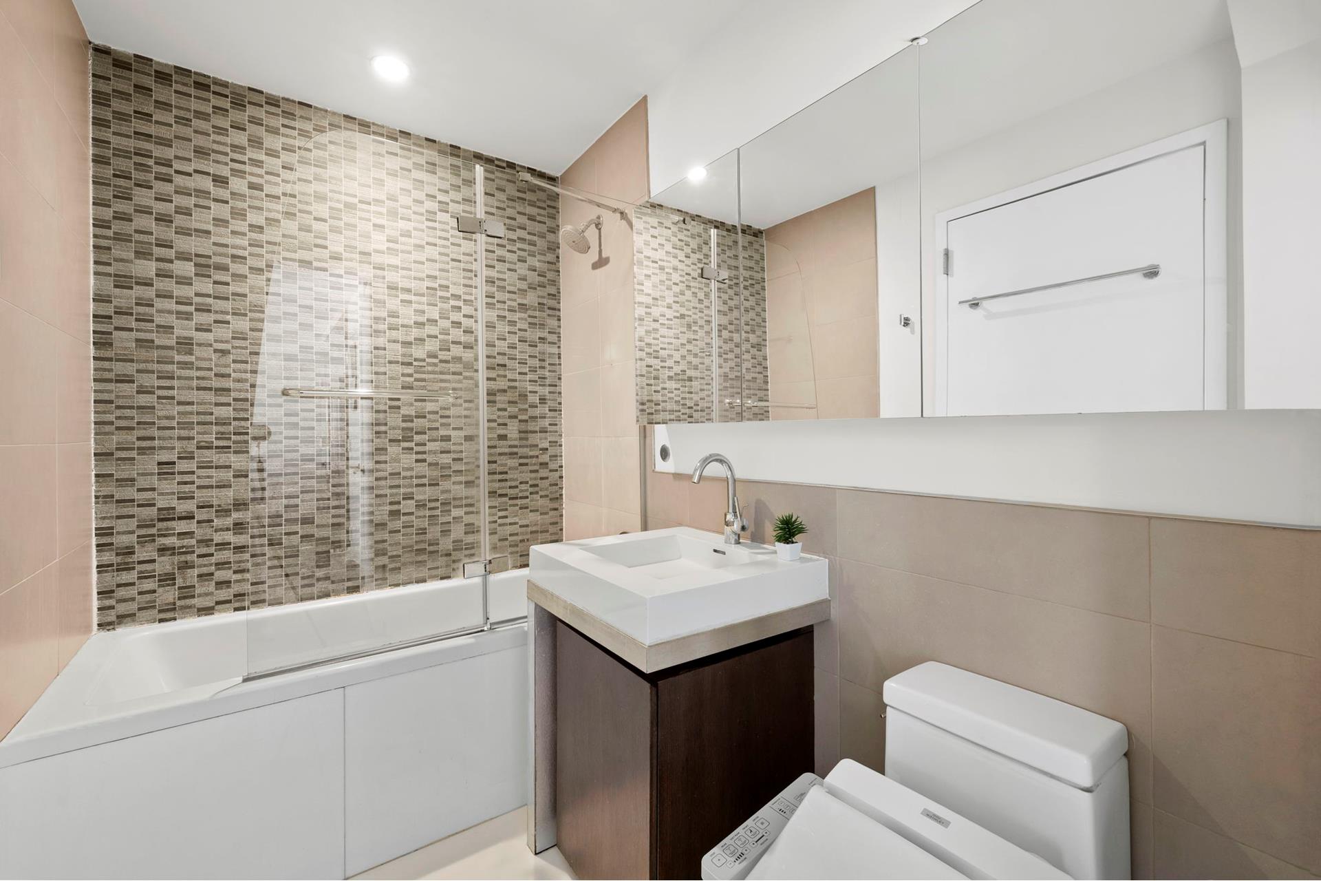 #7 photo, 214 N 11TH Street, ブルックリン区 Williamsburg,North , NY 11211